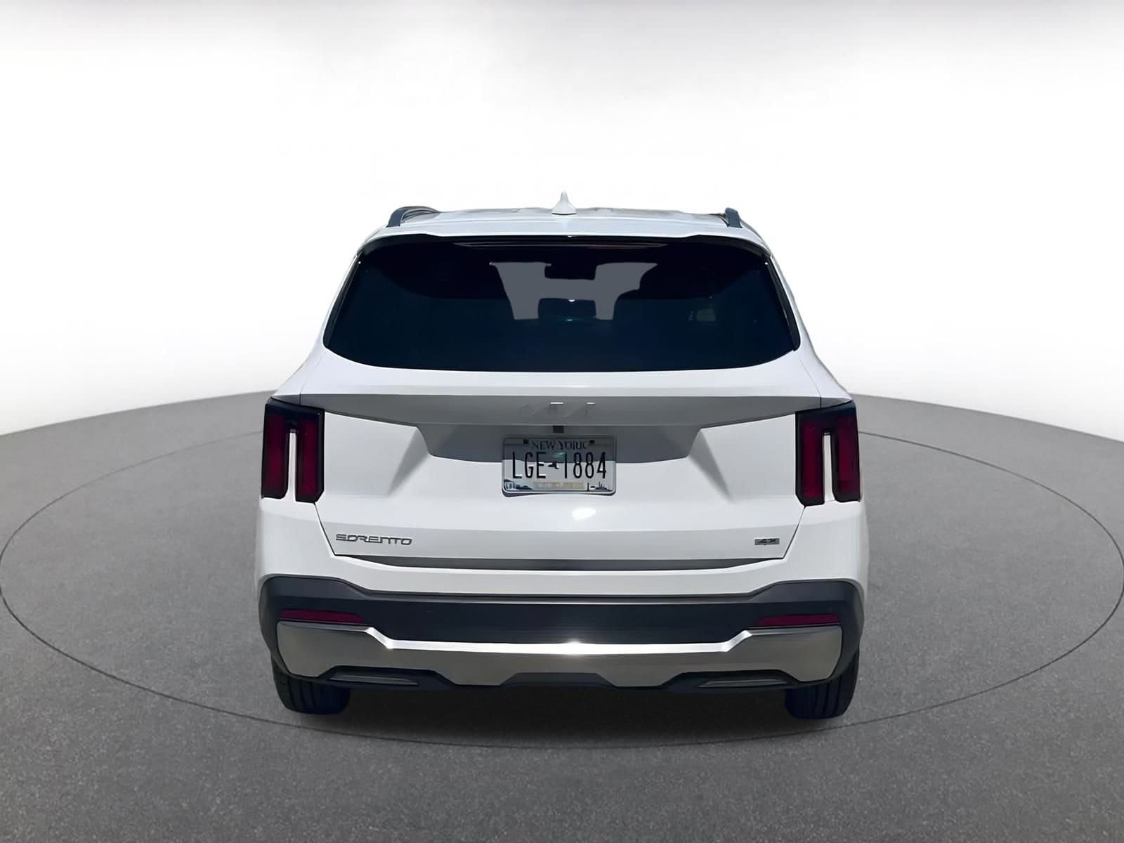 Thumbnail: 2024 Kia Sorento - 12