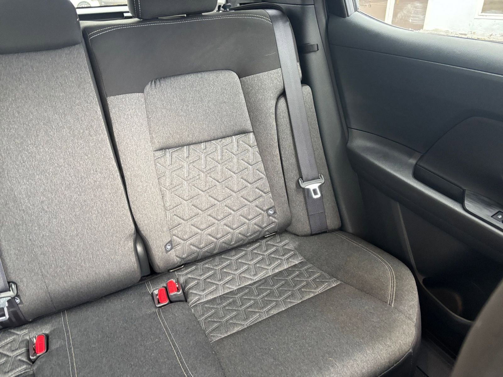 Thumbnail: 2025 Nissan Kicks - 33