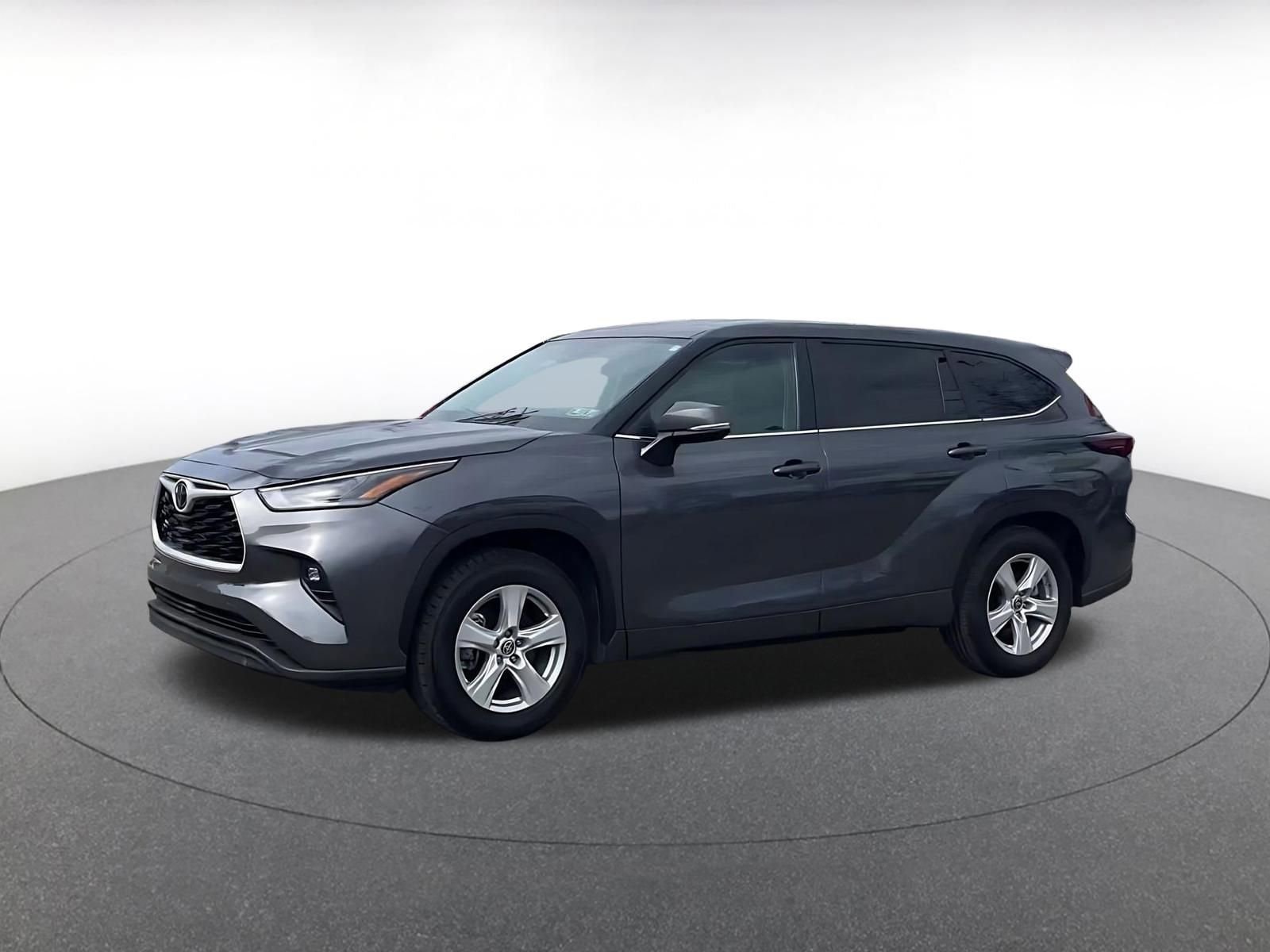 Thumbnail: 2025 Toyota Highlander - 7