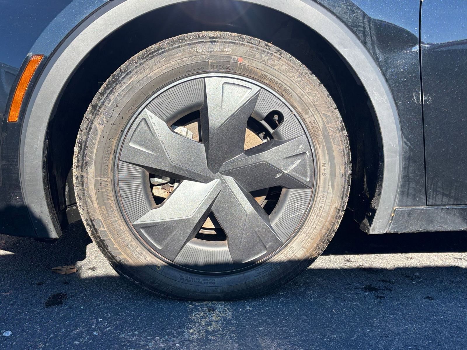 Thumbnail: 2025 Toyota Prius - 25