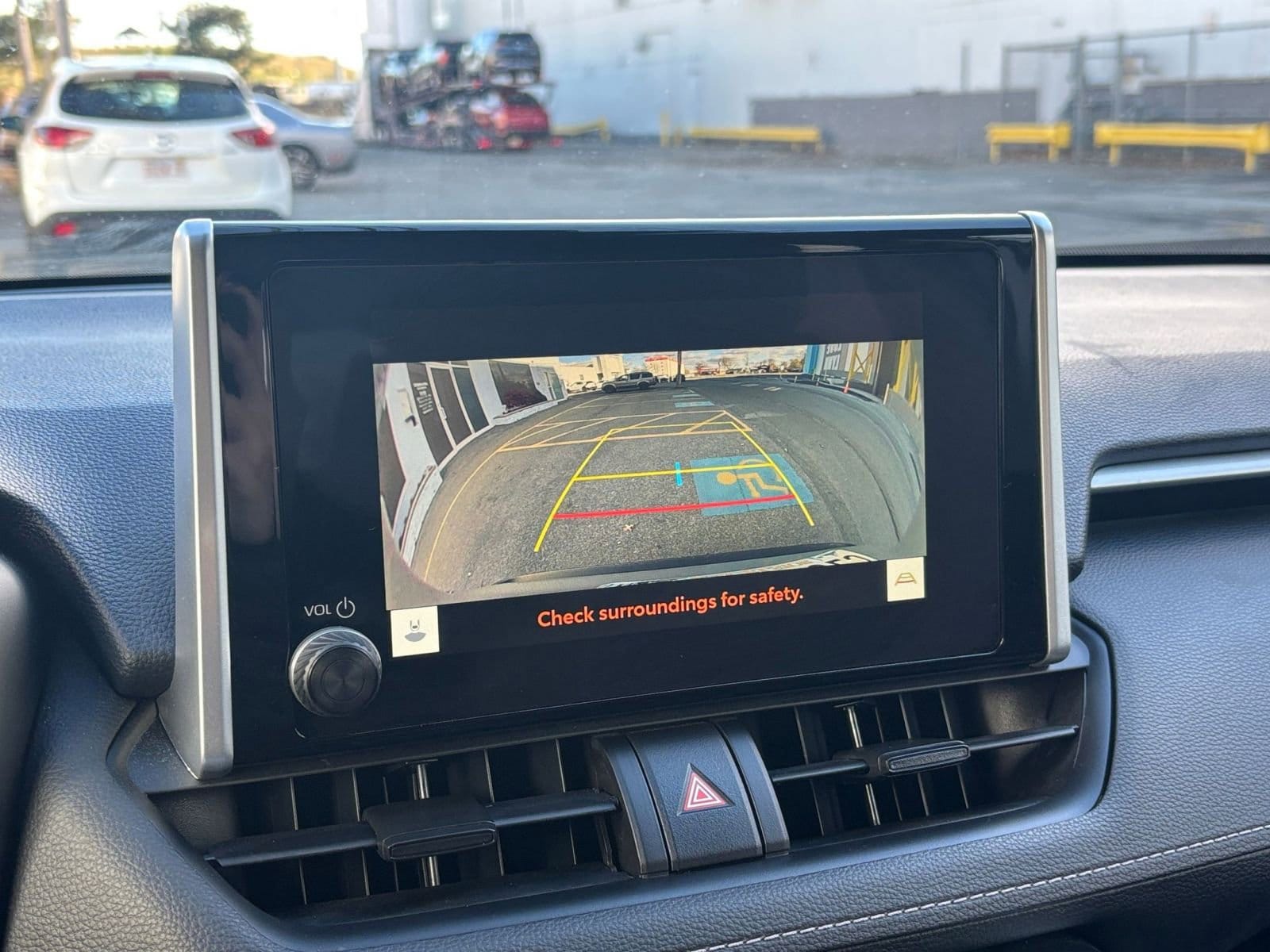 Thumbnail: 2025 Toyota RAV4 - 17