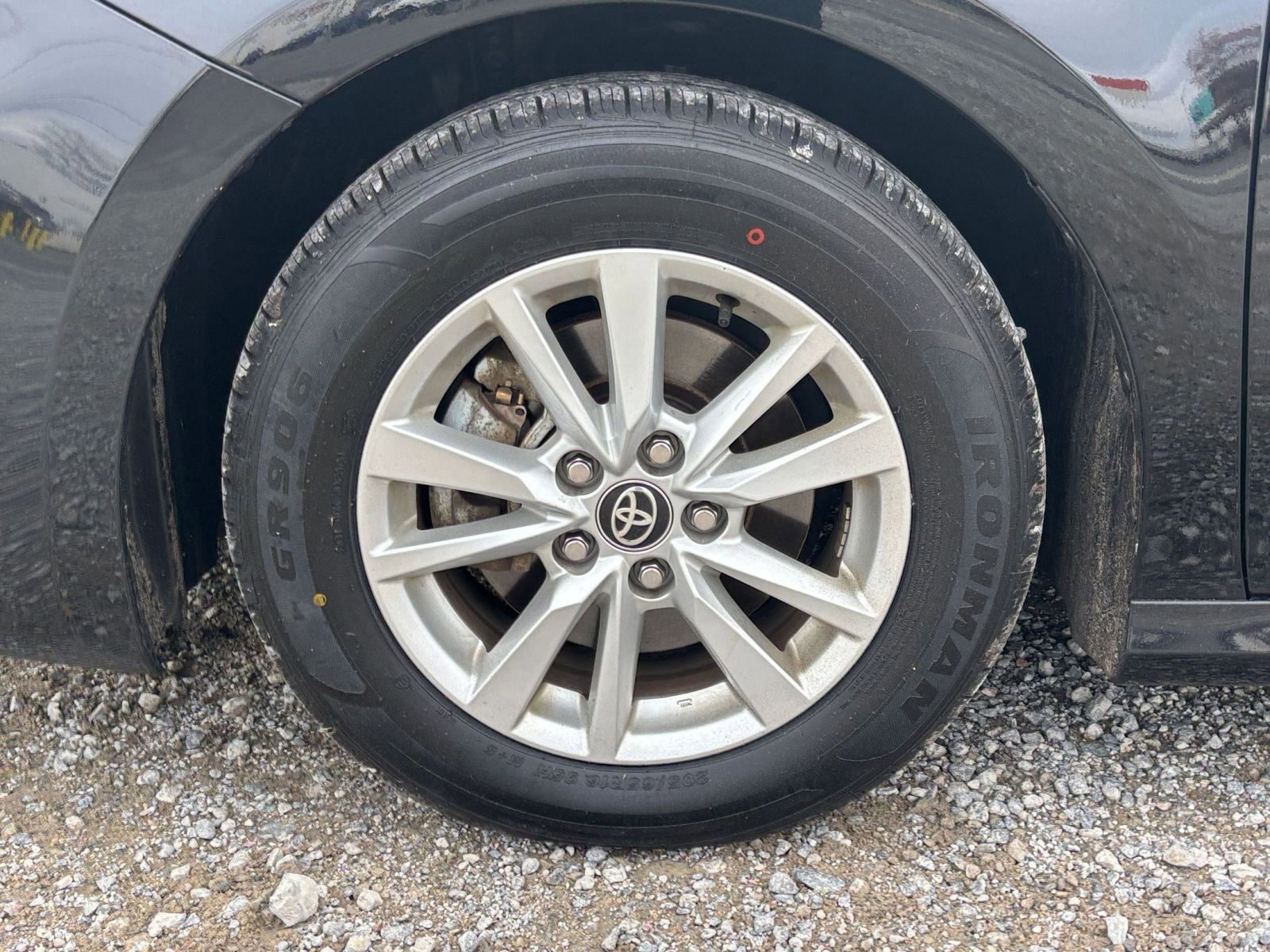 Thumbnail: 2025 Toyota Camry - 25