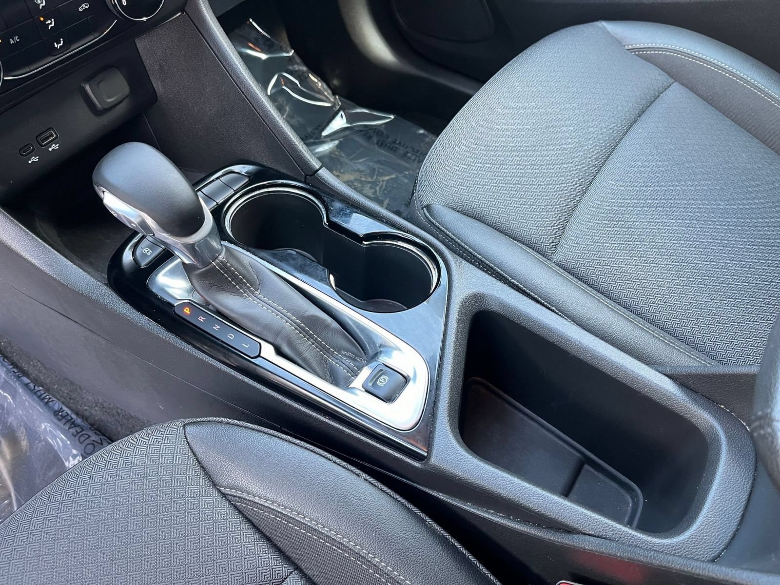 2025 Buick Encore GX Preferred - Photo 40