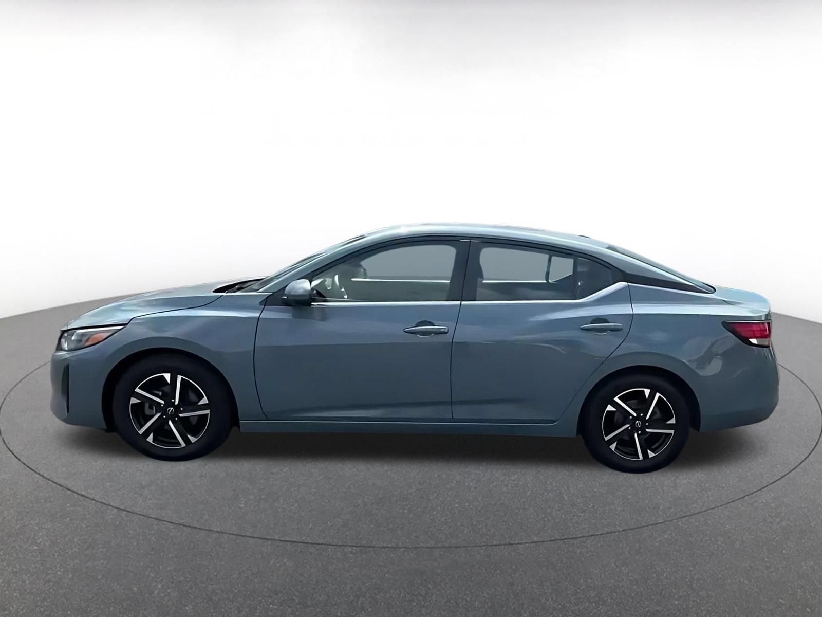 Thumbnail: 2024 Nissan Sentra - 9