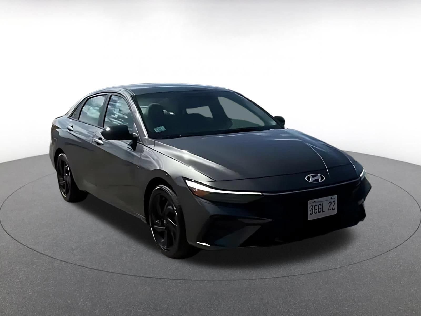 Thumbnail: 2026 Hyundai Elantra - 3