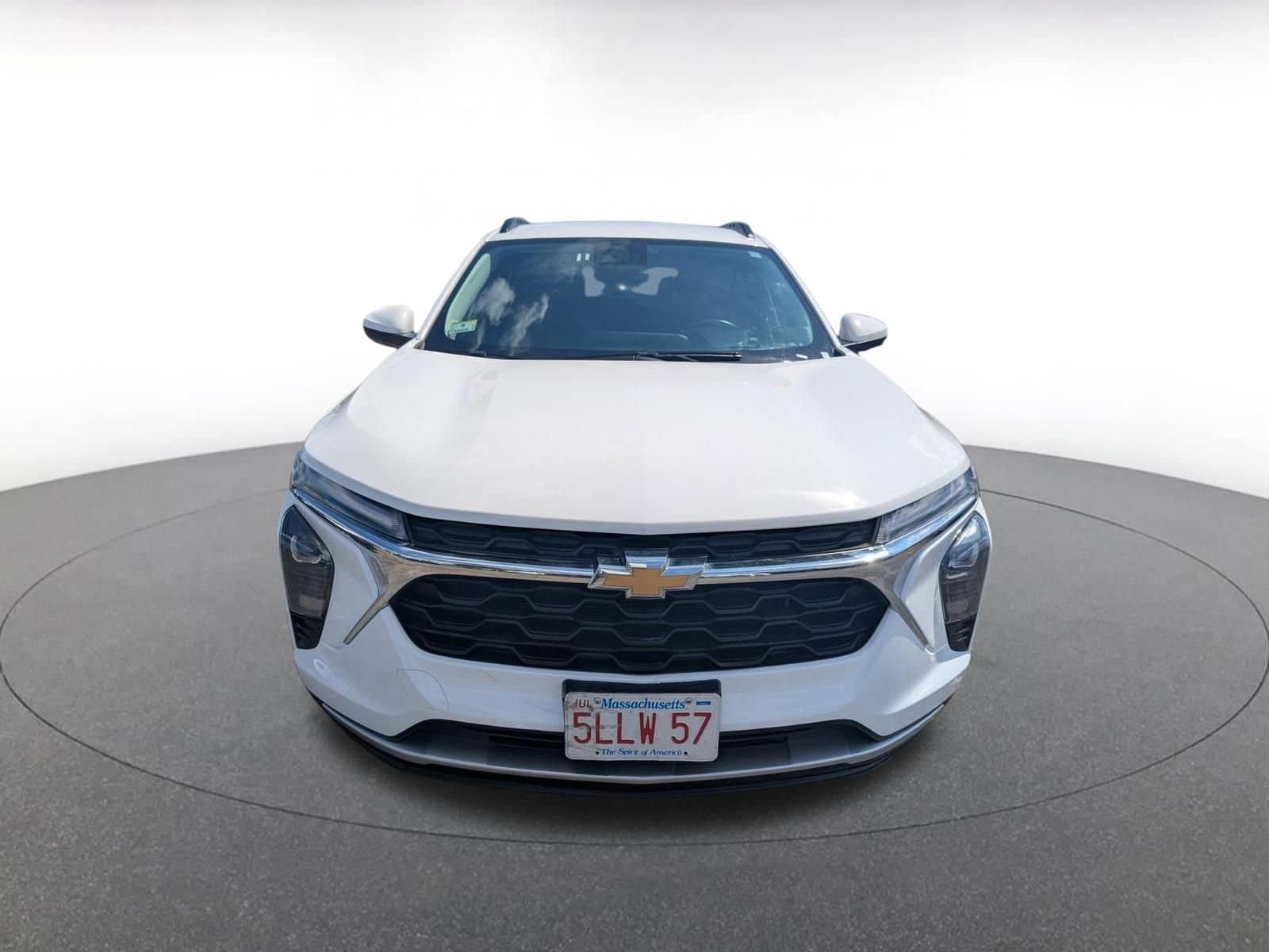 Thumbnail: 2024 Chevrolet Trax - 2