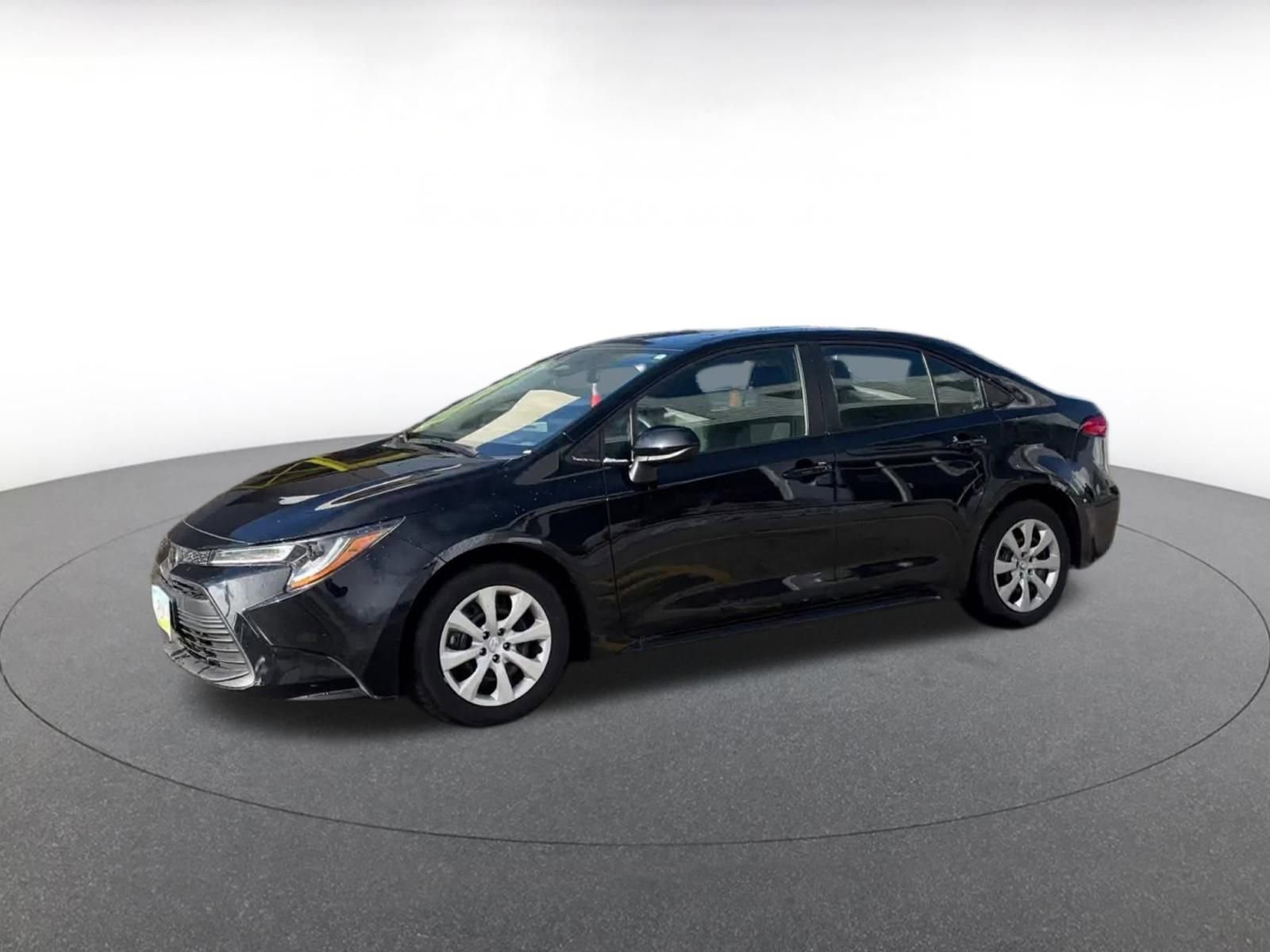 Thumbnail: 2025 Toyota Corolla - 8