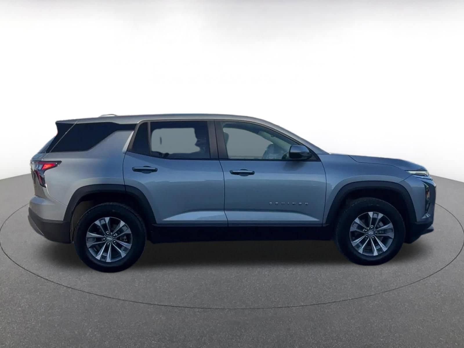 Thumbnail: 2025 Chevrolet Equinox - 16