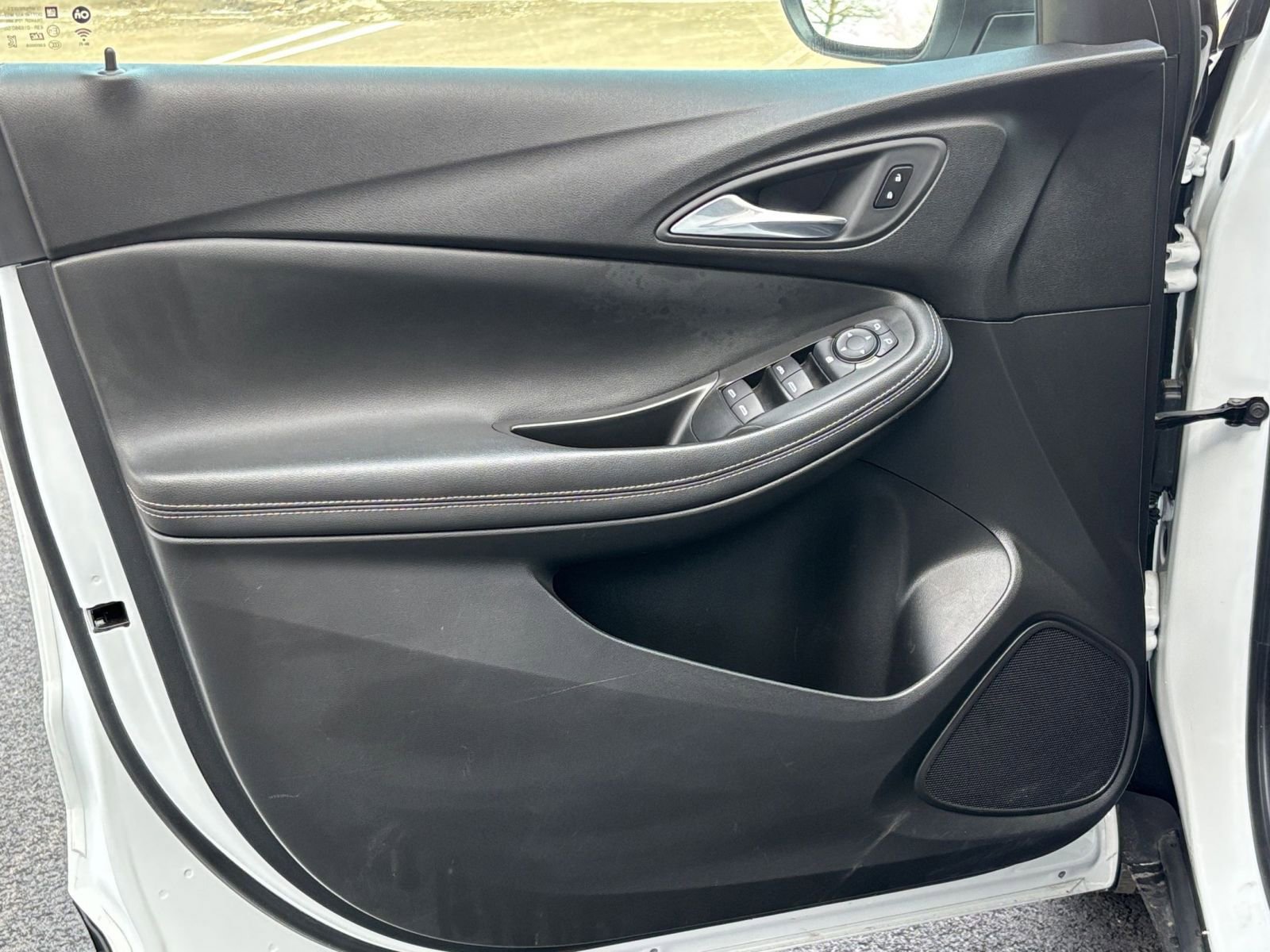 Thumbnail: 2025 Buick Encore GX - 18