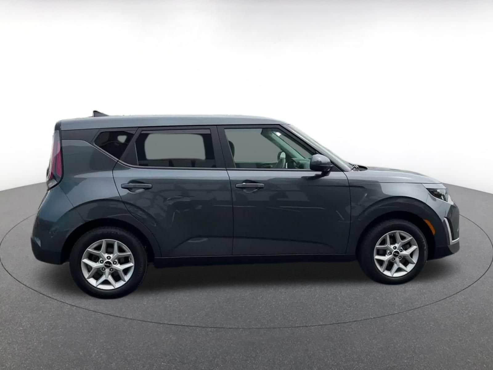 Thumbnail: 2025 Kia Soul - 15