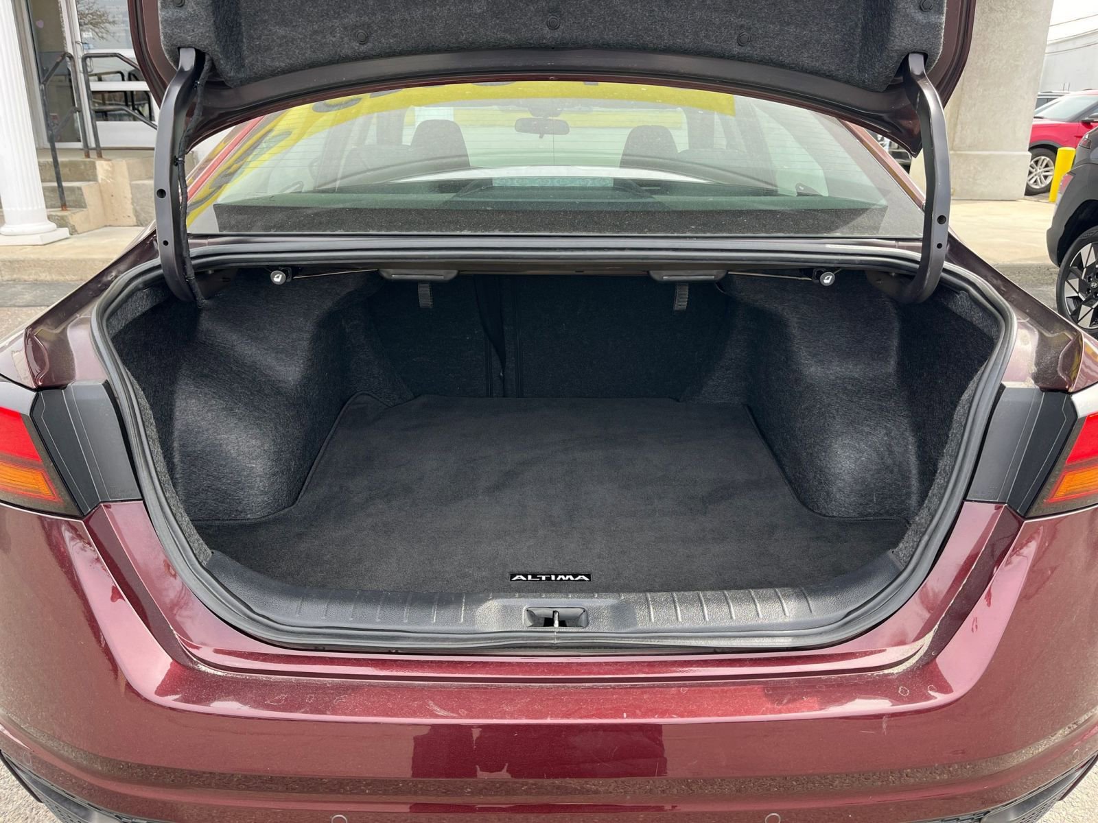 Thumbnail: 2024 Nissan Altima - 28