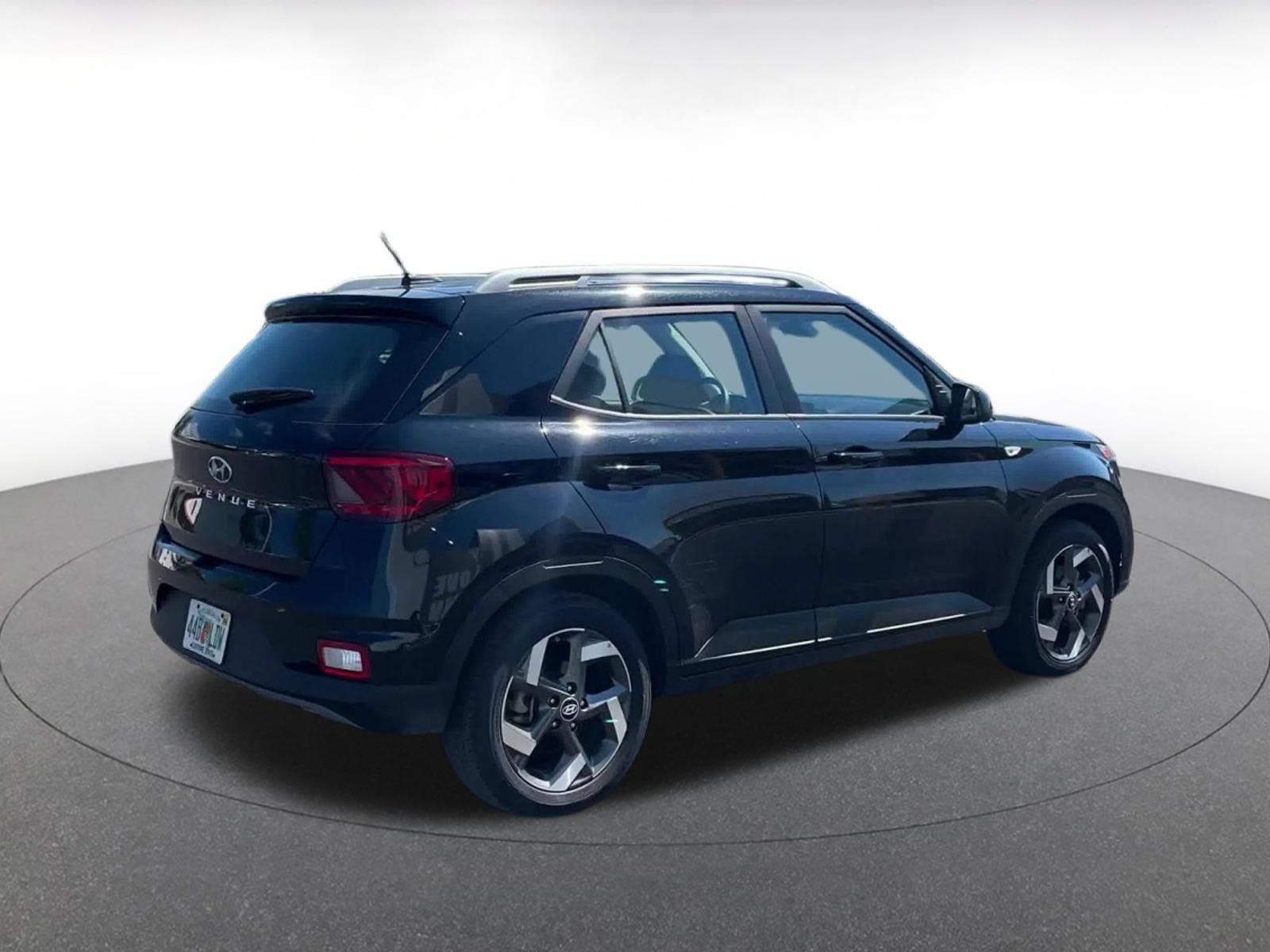Thumbnail: 2026 Hyundai Venue - 14
