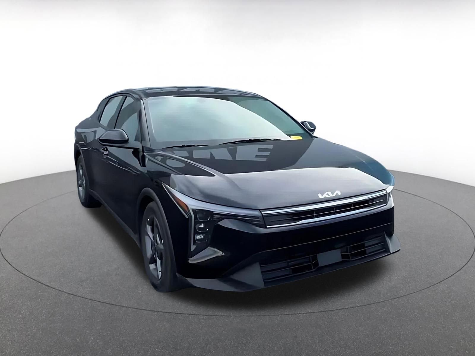 Thumbnail: 2025 Kia K4 - 3