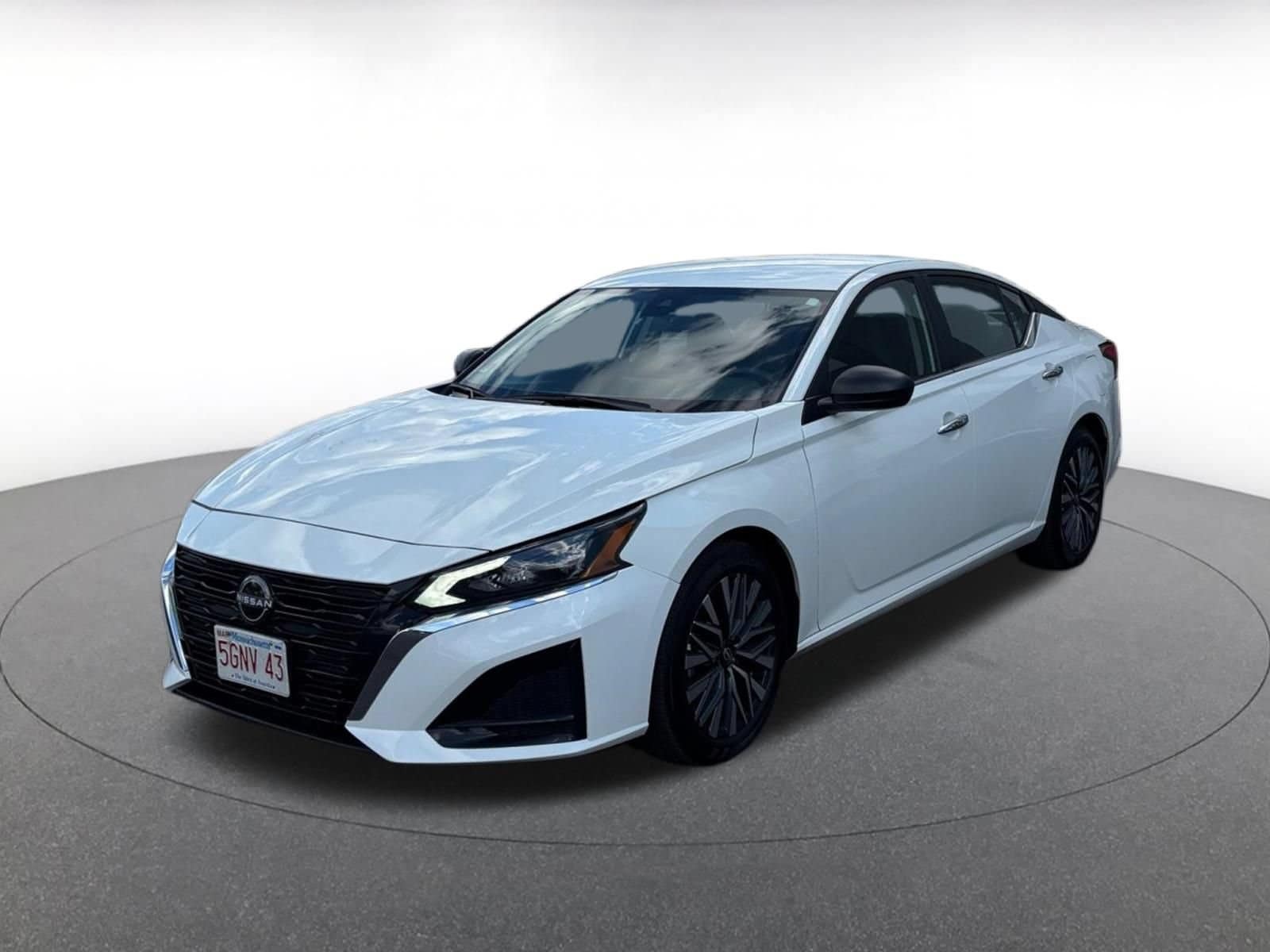 Thumbnail: 2025 Nissan Altima - 4