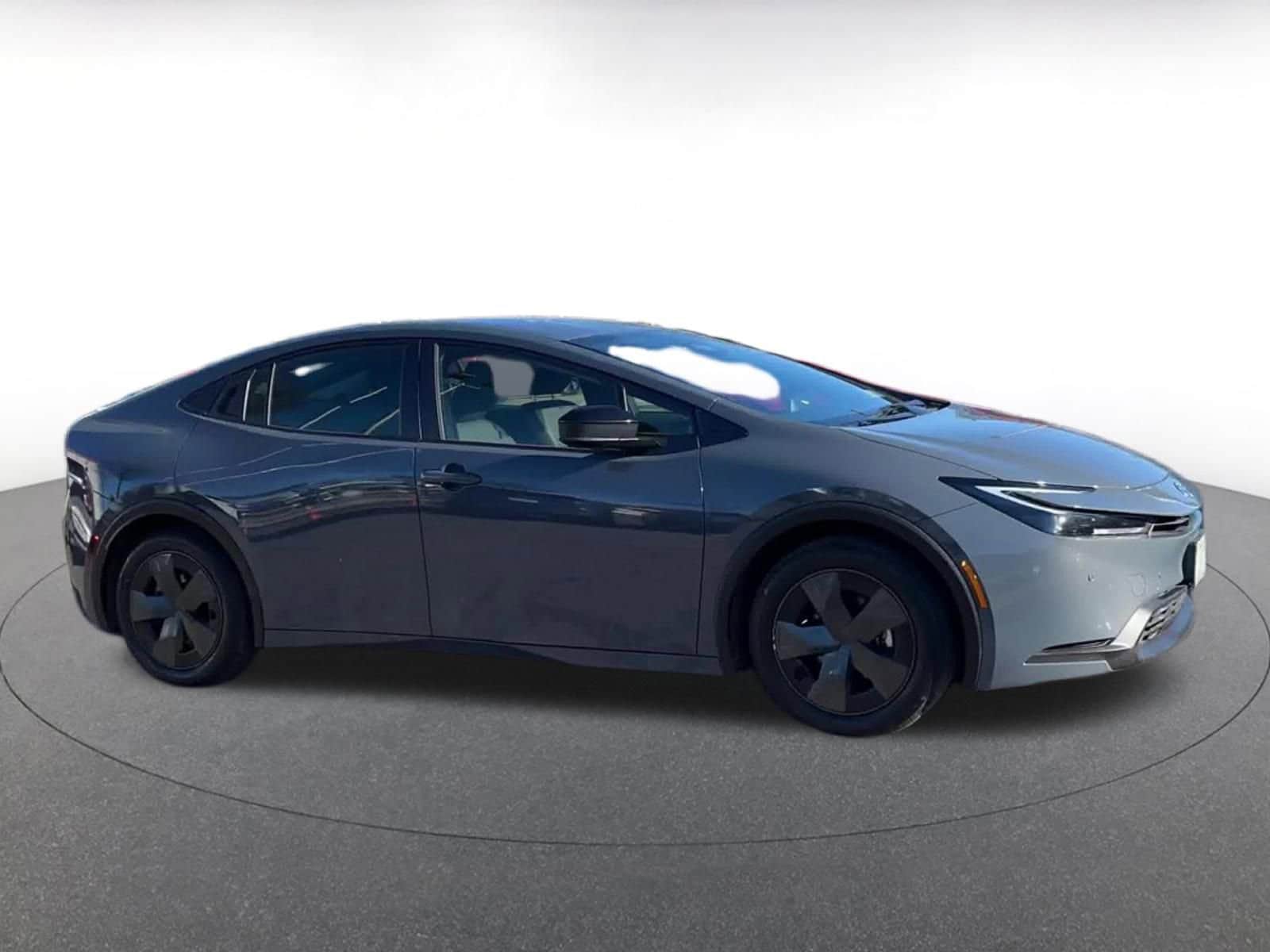 Thumbnail: 2025 Toyota Prius - 16