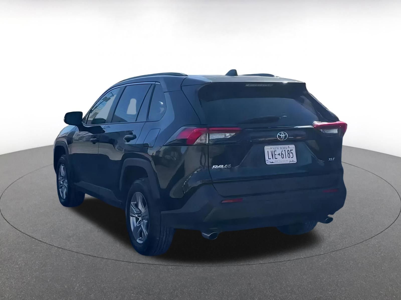 Thumbnail: 2025 Toyota RAV4 - 11