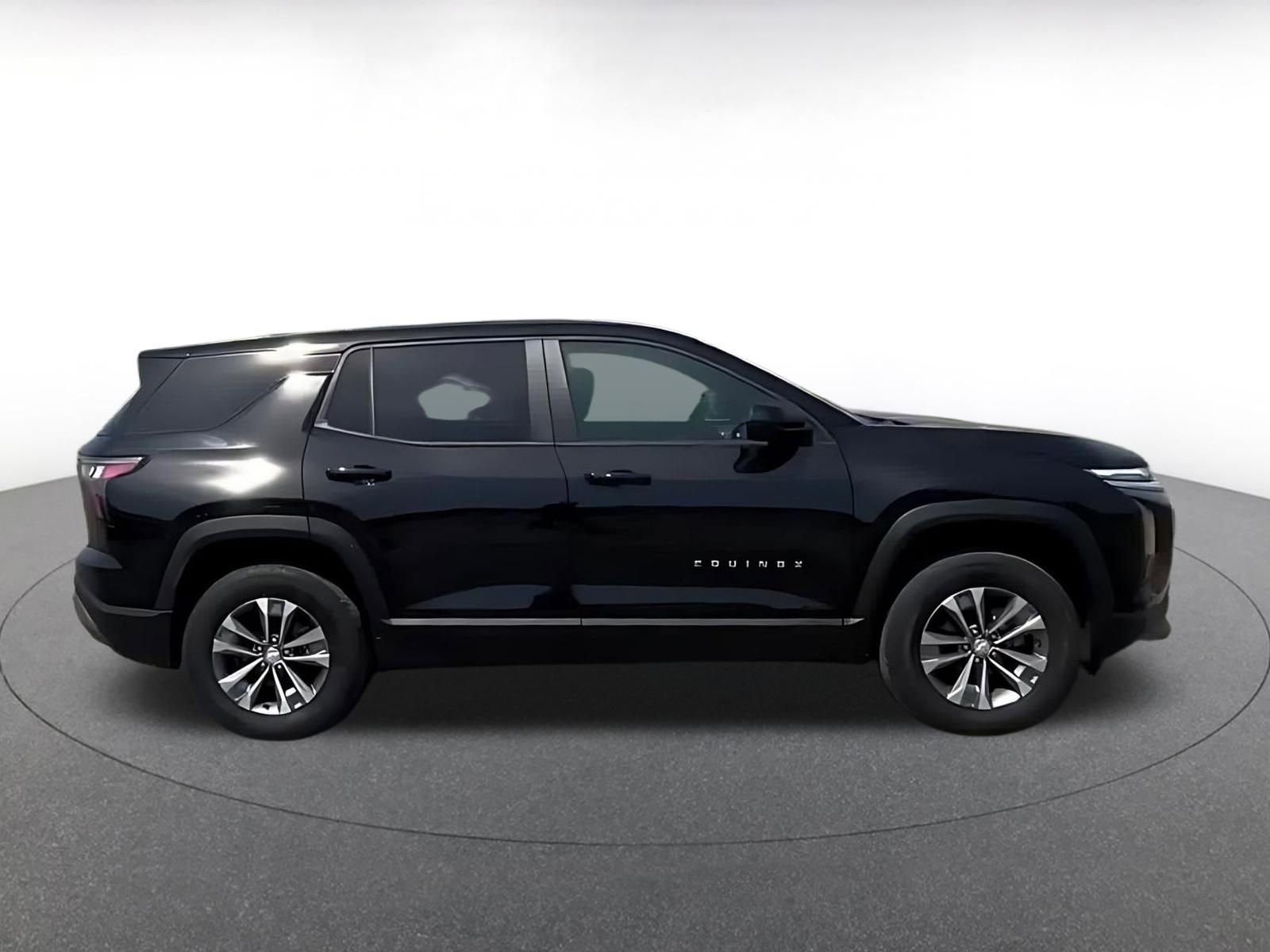Thumbnail: 2025 Chevrolet Equinox - 16