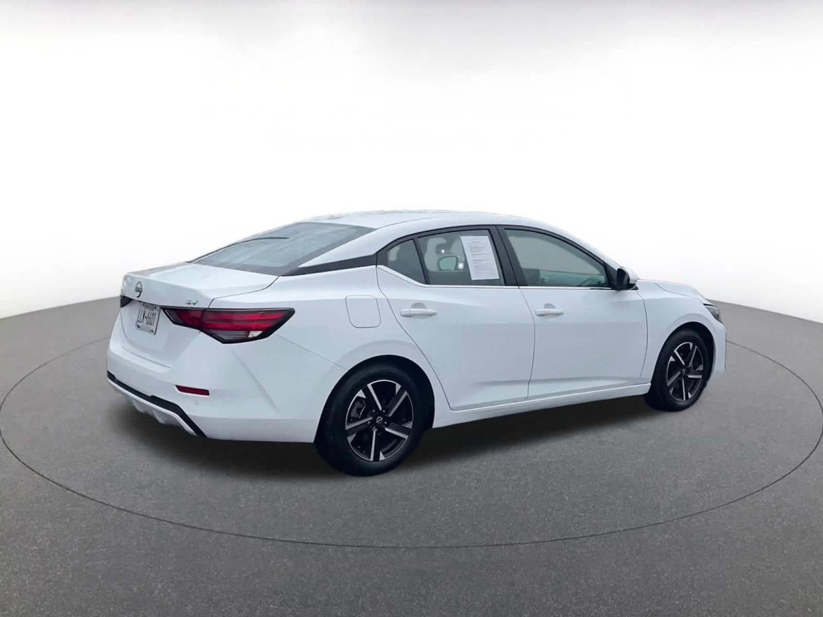 Thumbnail: 2024 Nissan Sentra - 15