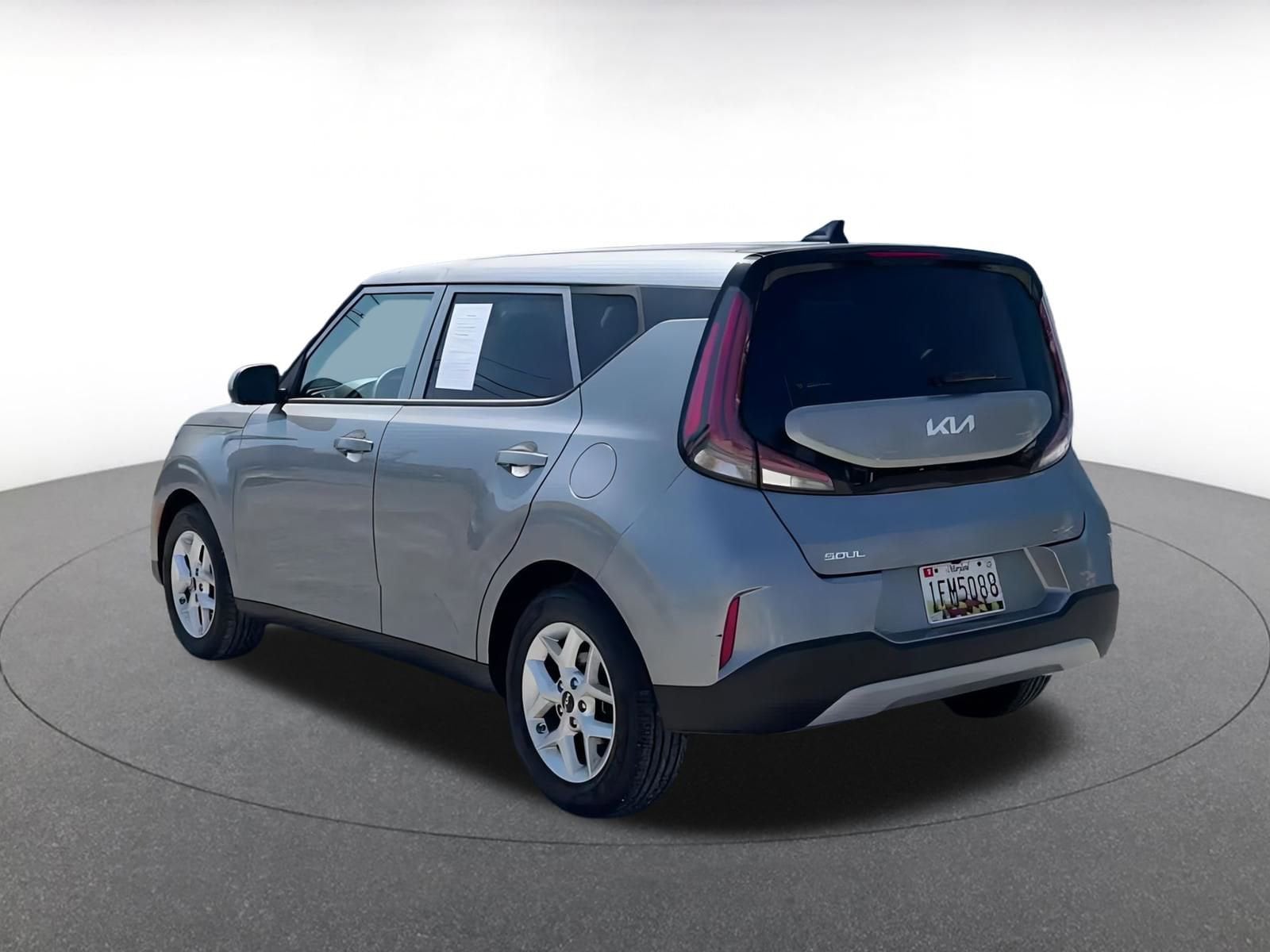 Thumbnail: 2023 Kia Soul - 11