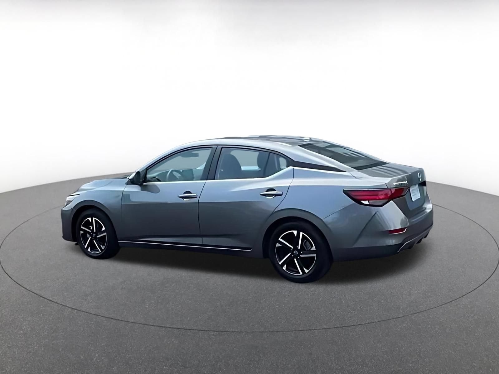Thumbnail: 2025 Nissan Sentra - 4