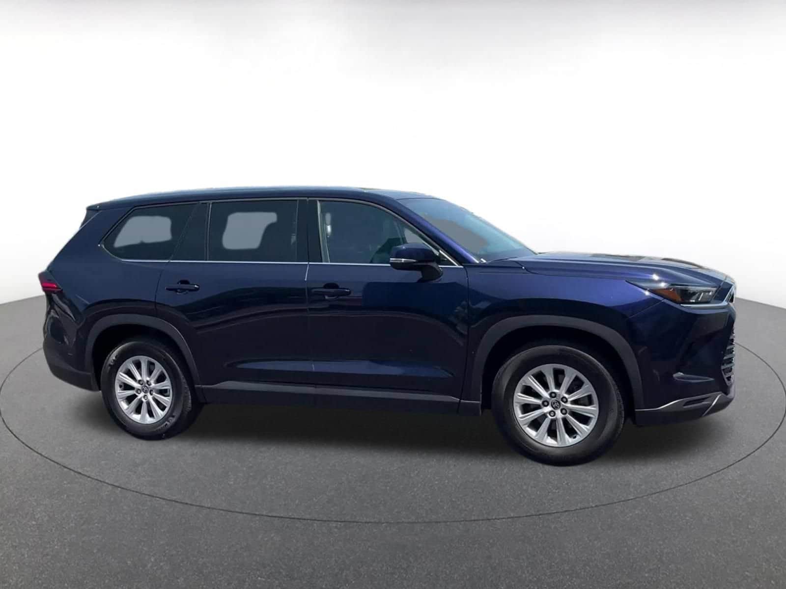 Thumbnail: 2025 Toyota Grand Highlander - 16