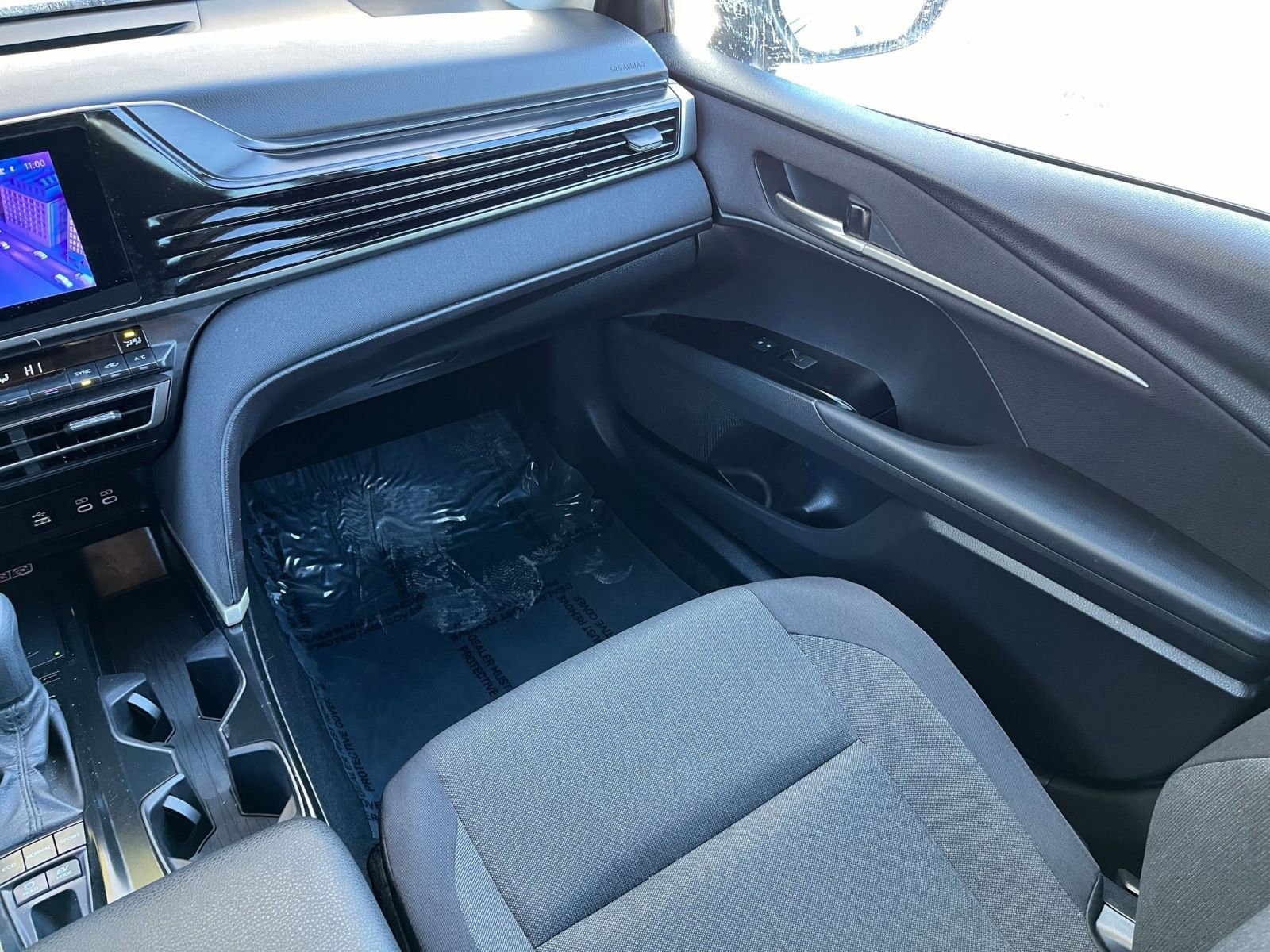 Thumbnail: 2025 Toyota Camry - 33