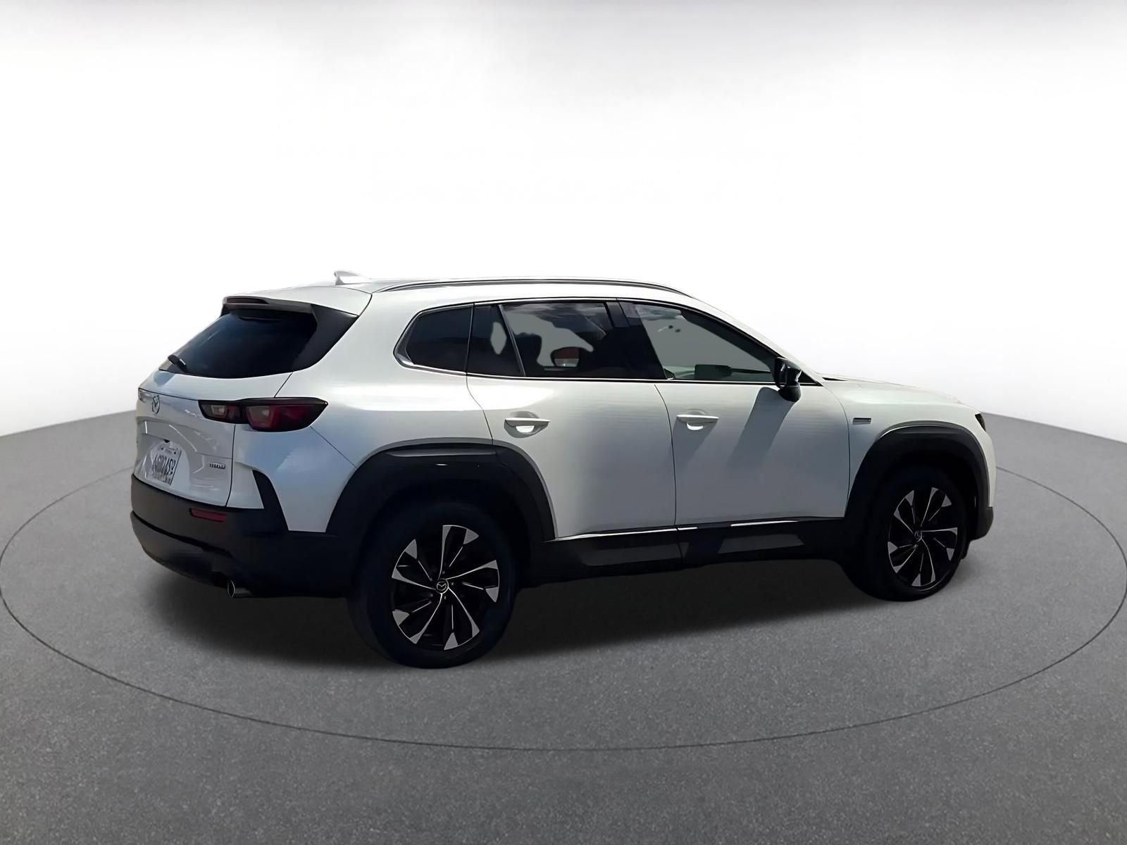 Thumbnail: 2025 Mazda CX-50 - 15