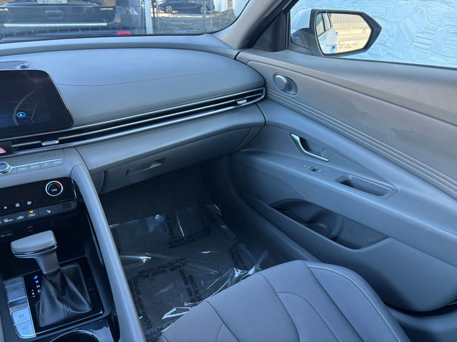 Thumbnail: 2025 Hyundai Elantra - 31