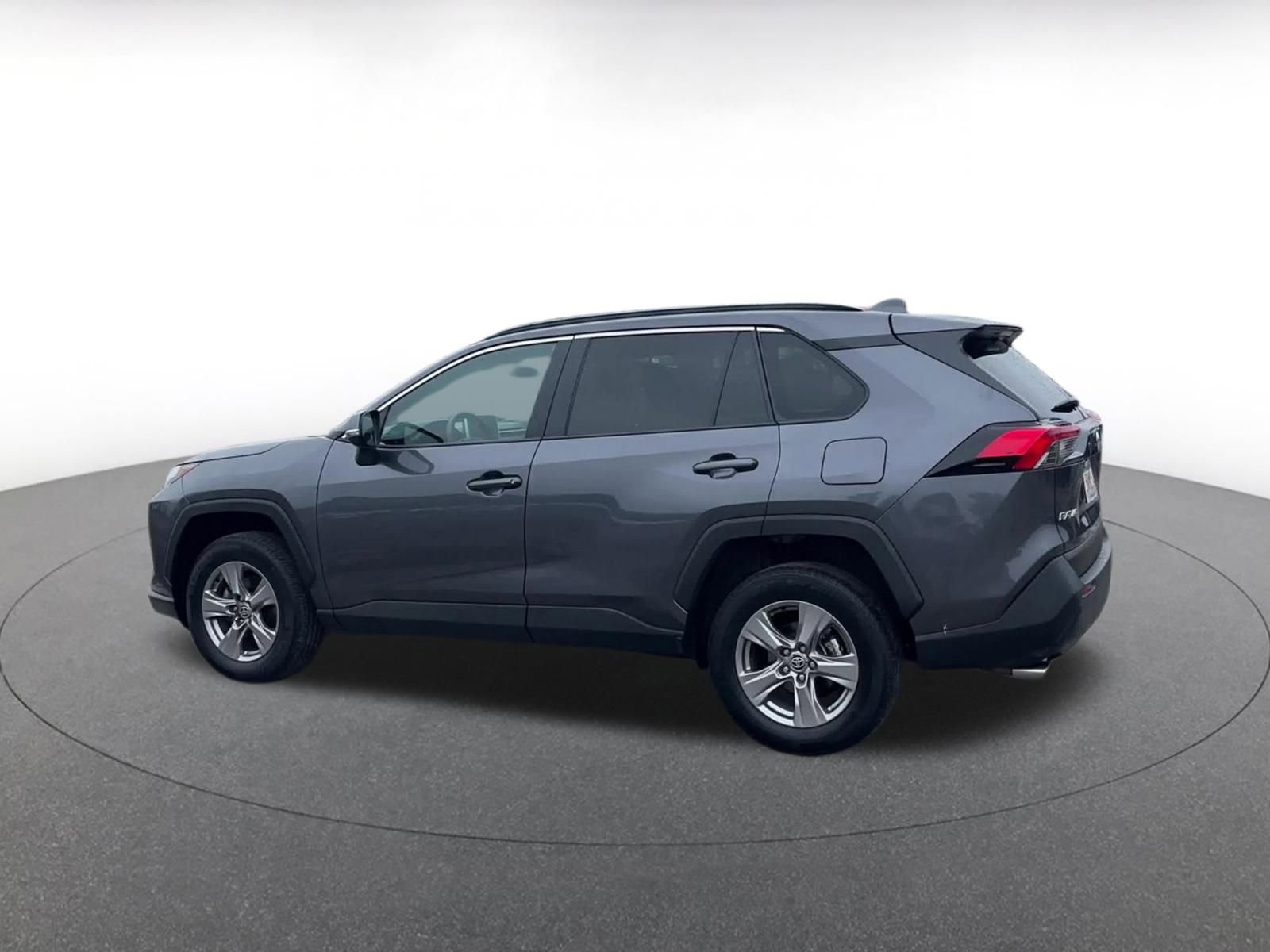 Thumbnail: 2024 Toyota RAV4 - 10
