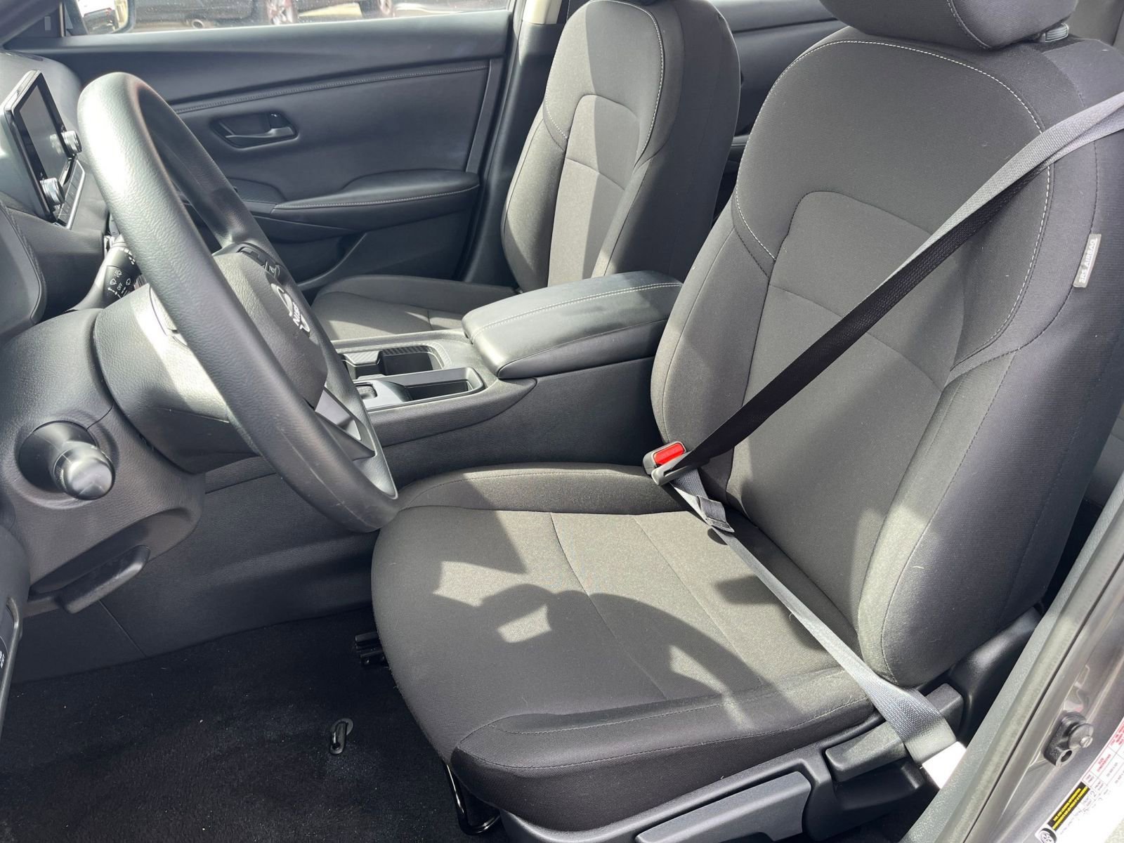 Thumbnail: 2025 Nissan Sentra - 32