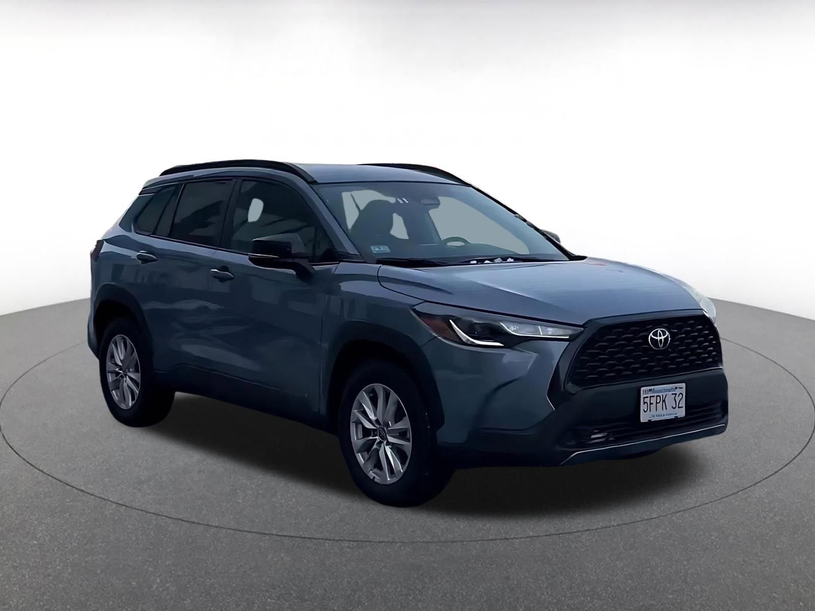 Thumbnail: 2025 Toyota Corolla Cross - 2