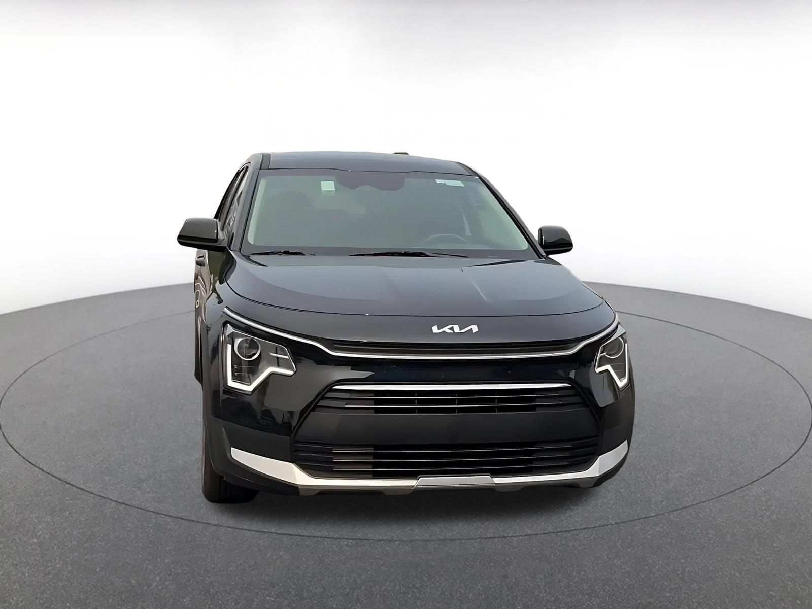 Thumbnail: 2026 Kia Niro - 3