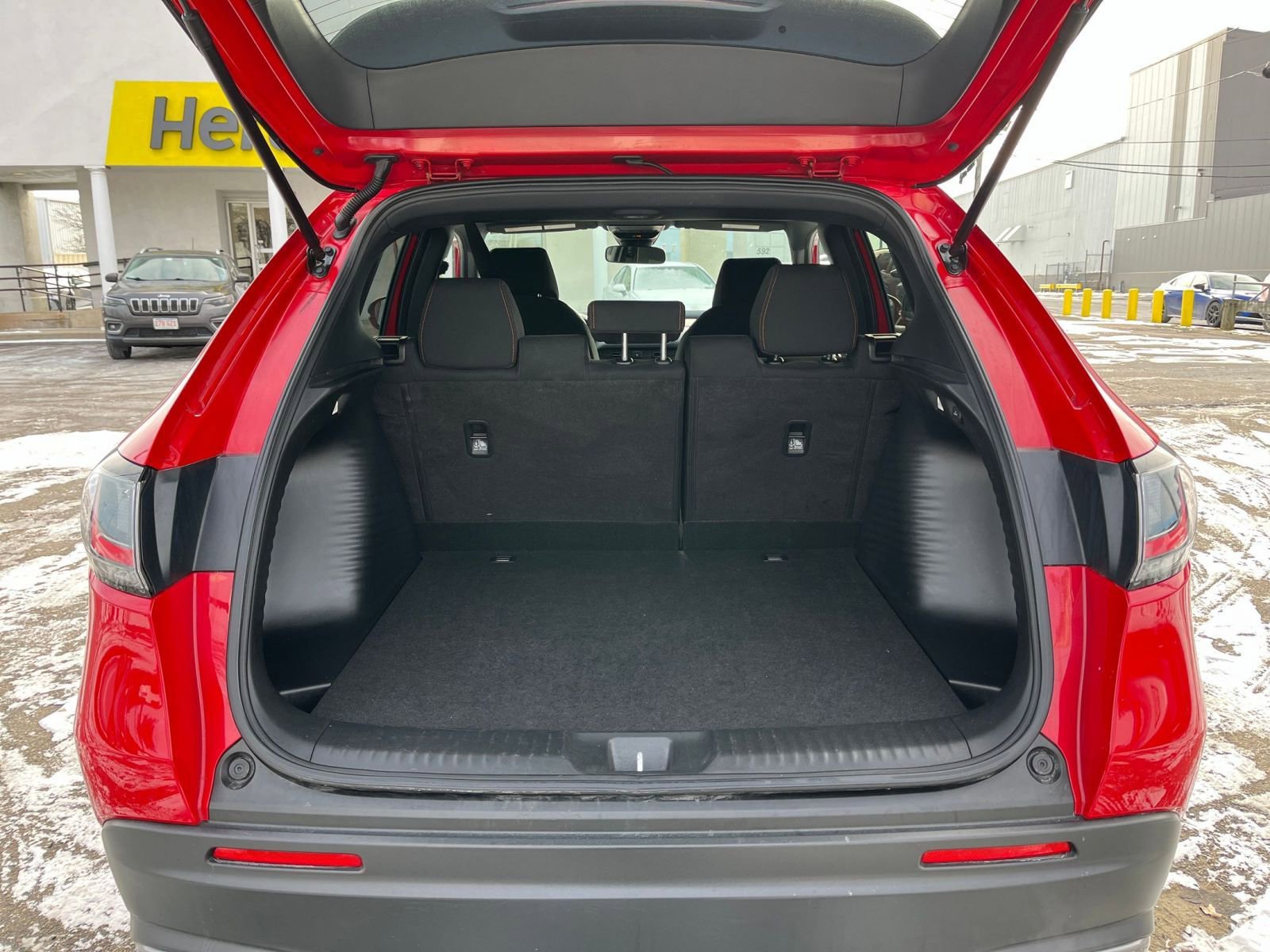 Thumbnail: 2025 Honda HR-V - 27