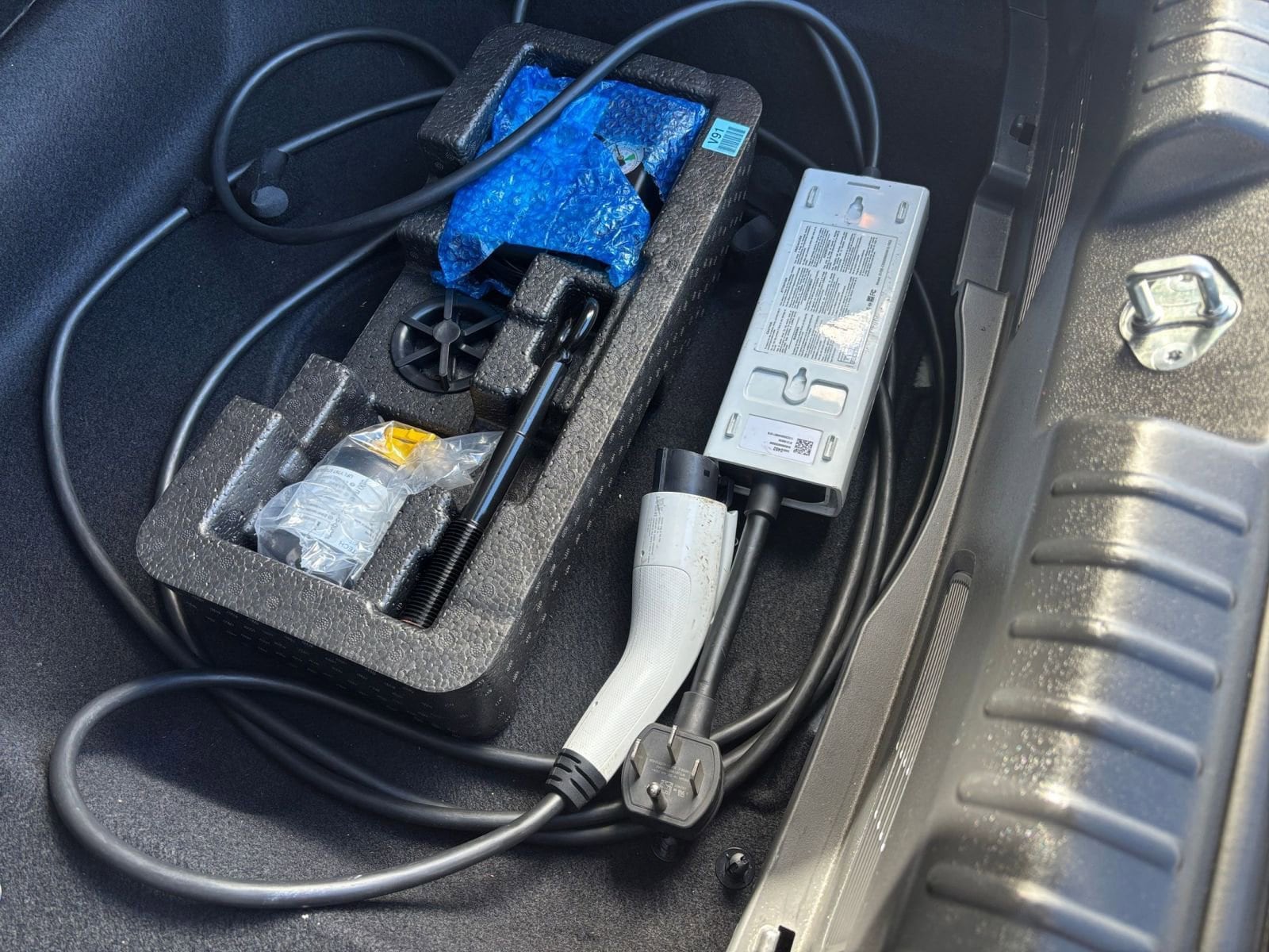 Thumbnail: 2023 Kia Niro - 20