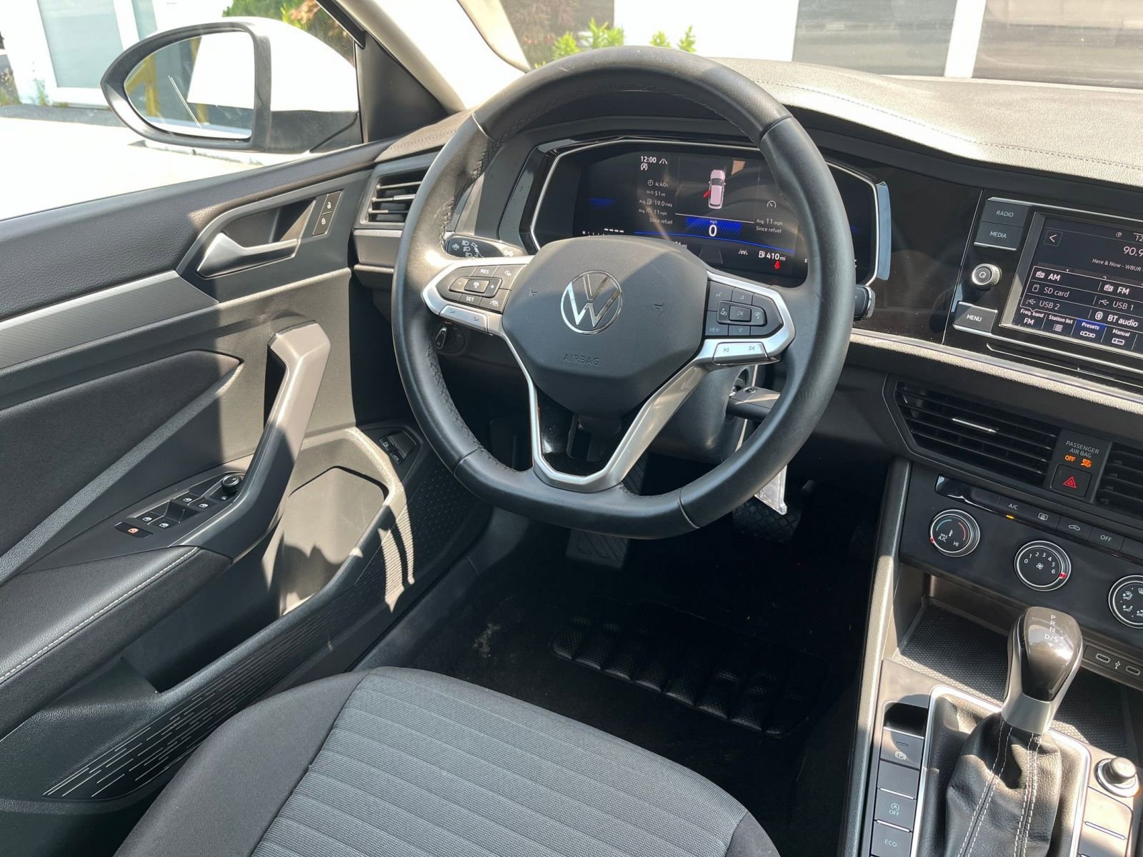 Thumbnail: 2024 Volkswagen Jetta - 31
