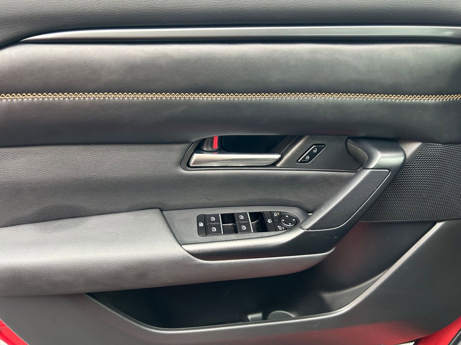 Thumbnail: 2025 Mazda CX-50 - 18