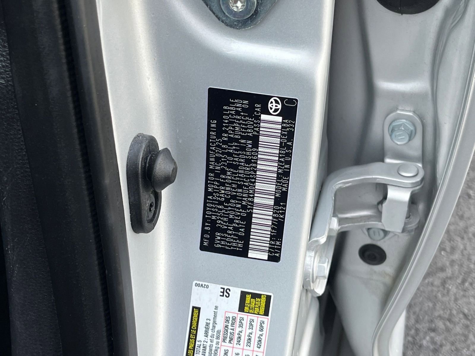 Thumbnail: 2025 Toyota Corolla - 24