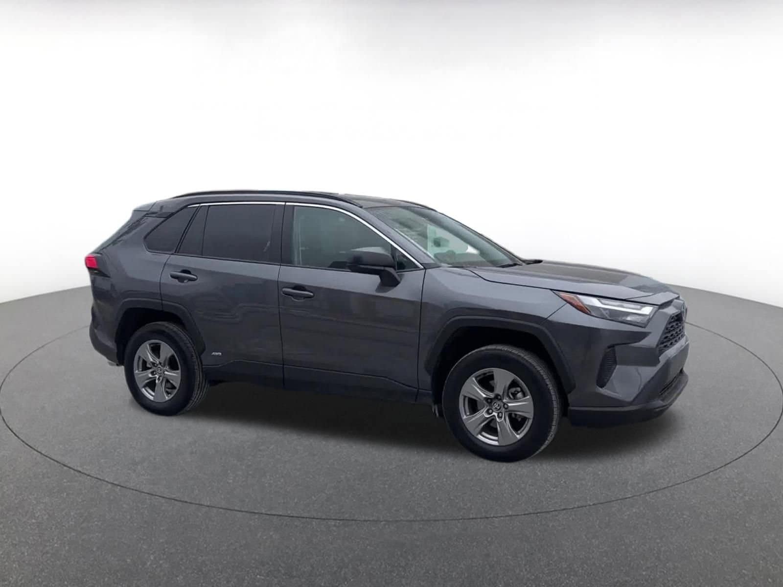 Thumbnail: 2025 Toyota RAV4 - 2