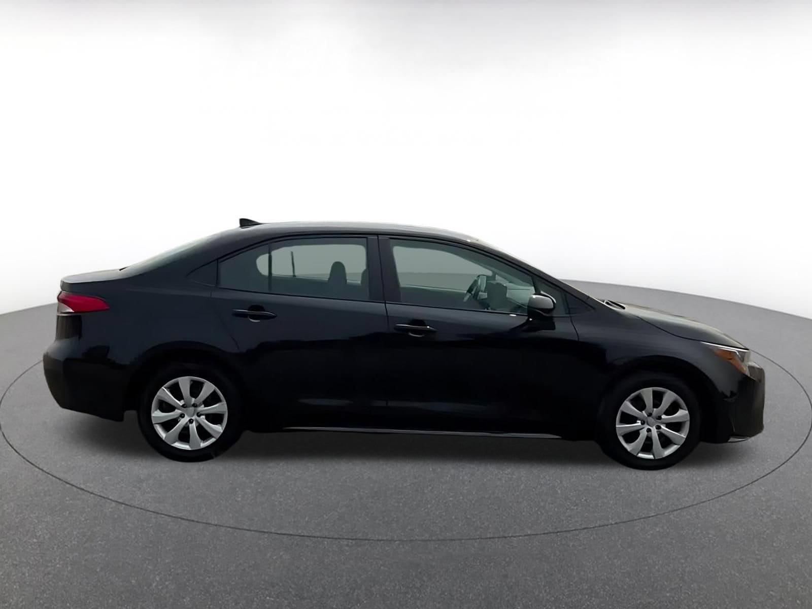 Thumbnail: 2025 Toyota Corolla - 9