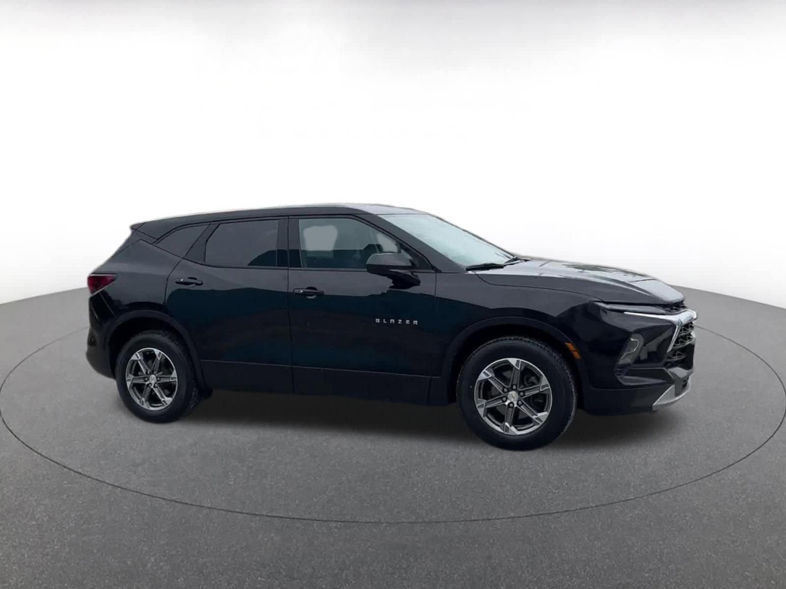 2024 Chevrolet Blazer  2
