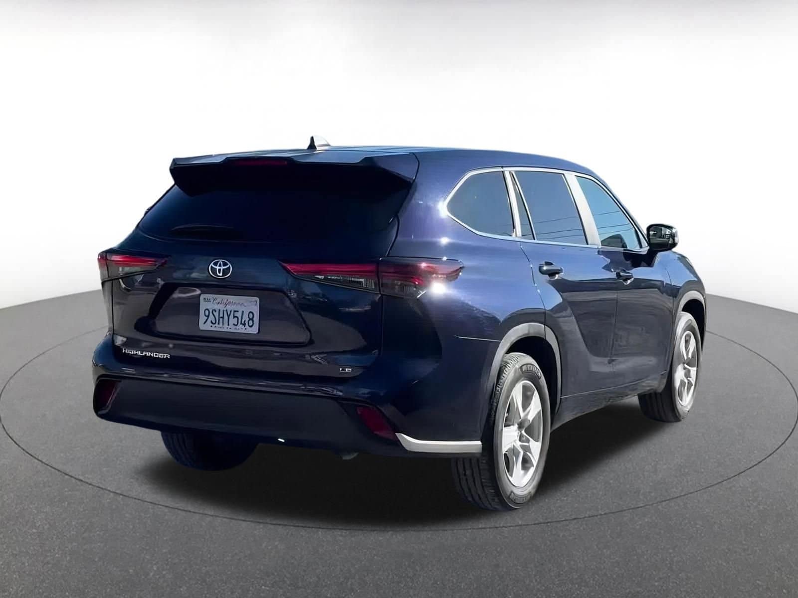 Thumbnail: 2025 Toyota Highlander - 12