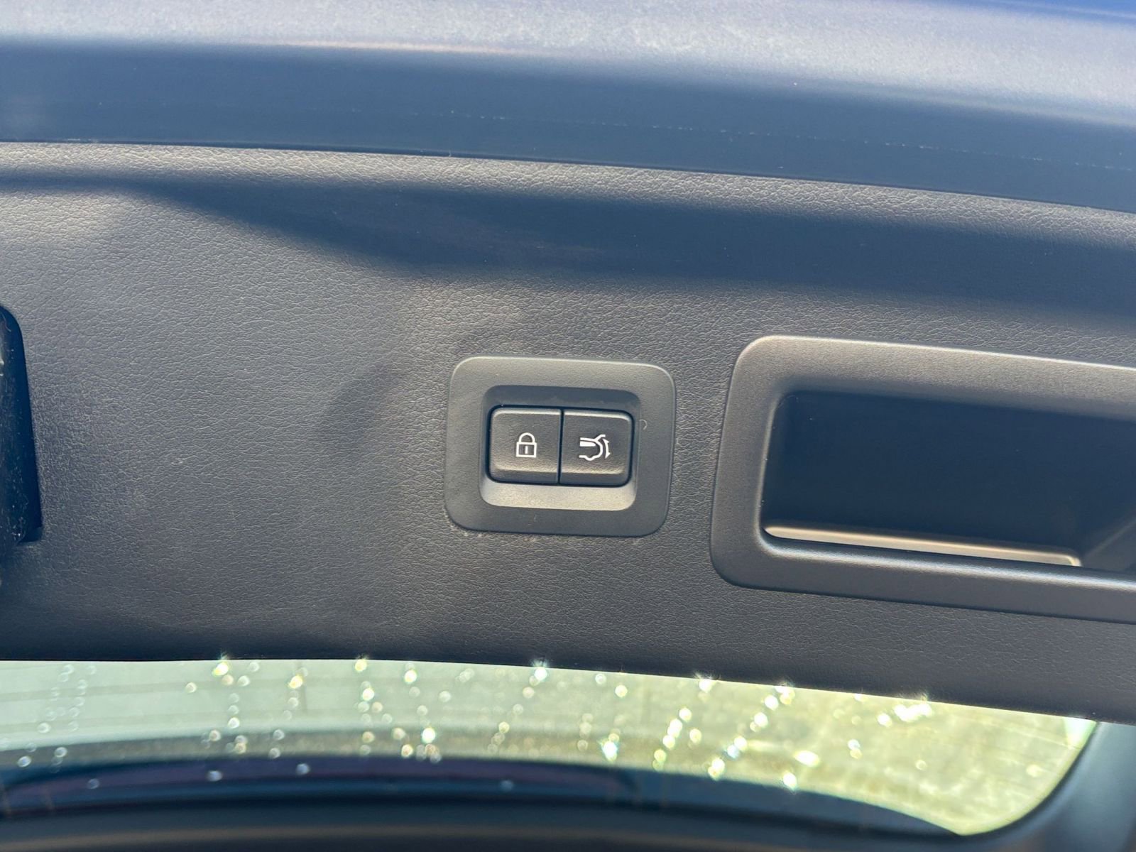 Thumbnail: 2025 Mazda CX-70 - 21