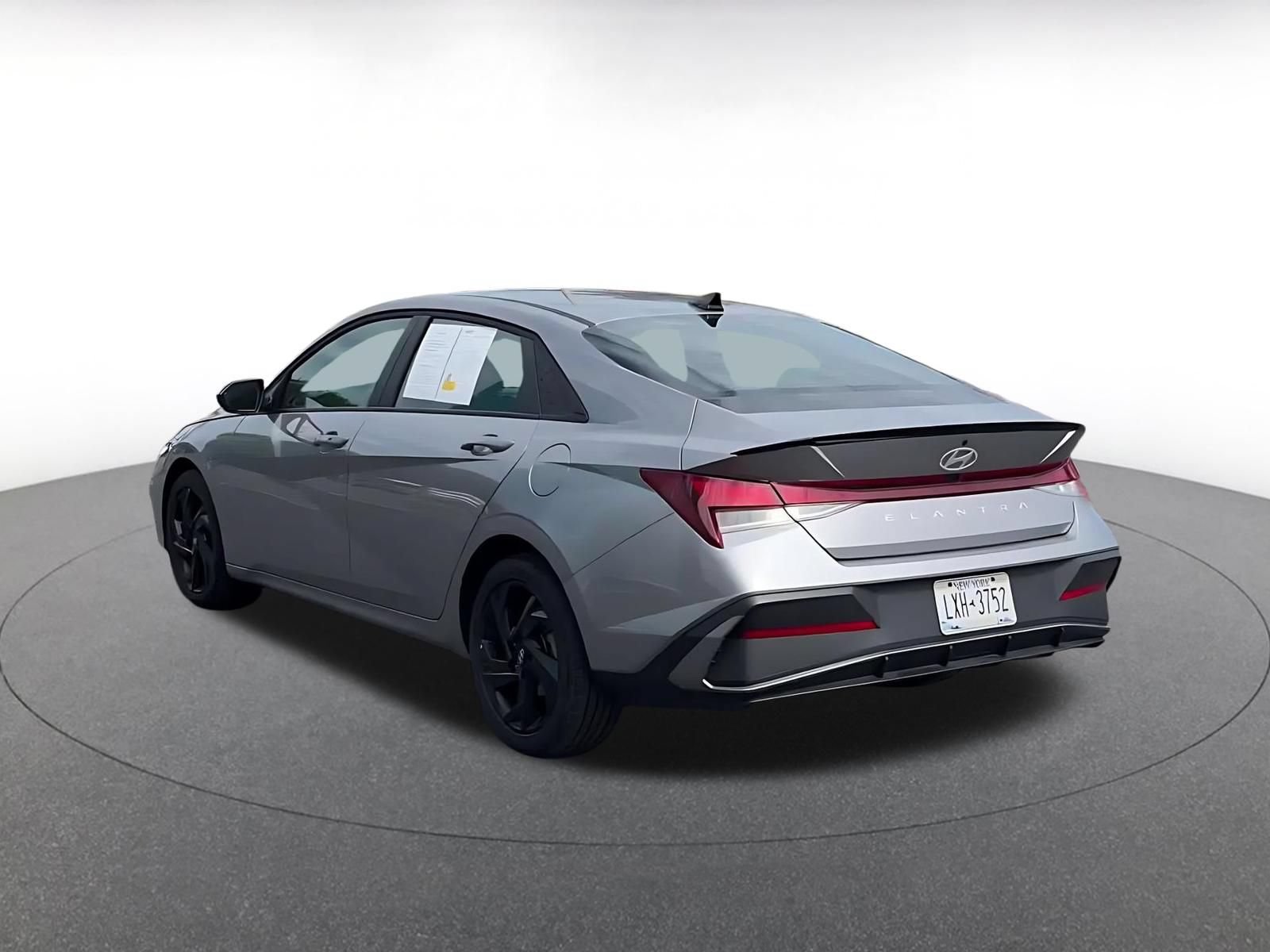 Thumbnail: 2026 Hyundai Elantra - 11