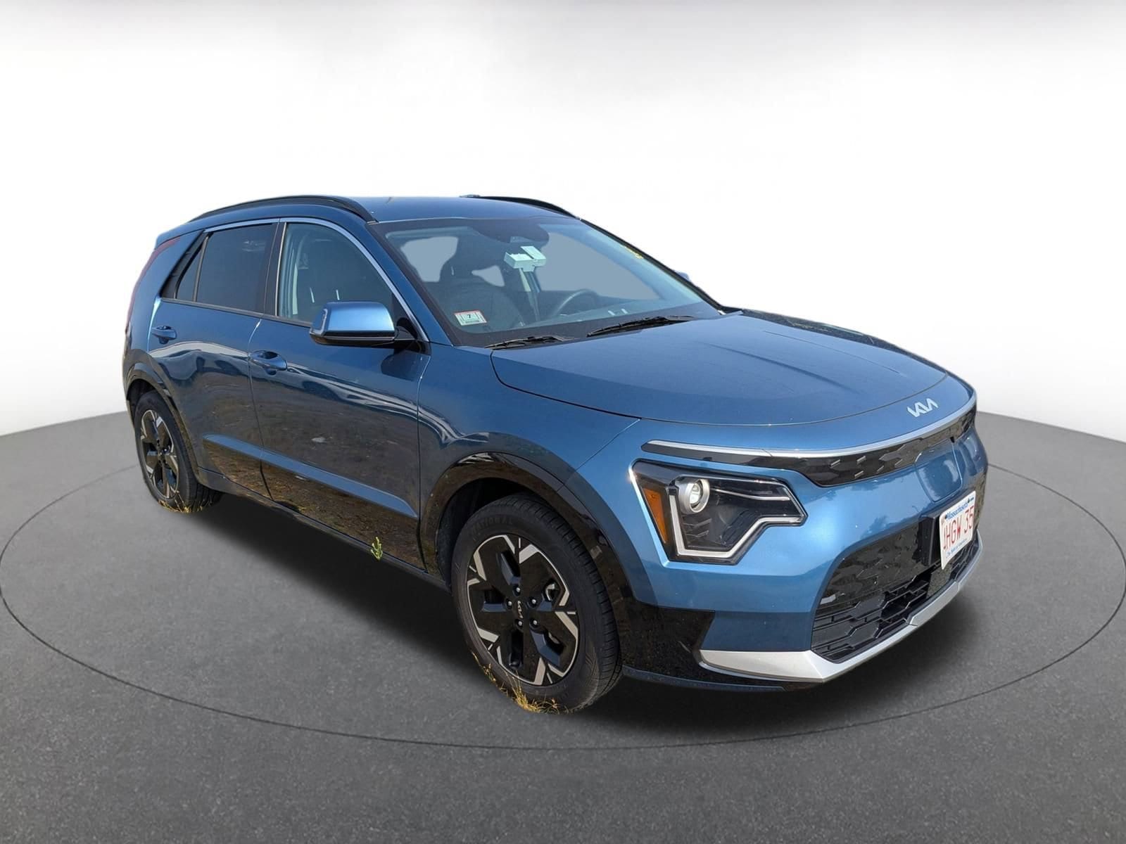 Thumbnail: 2023 Kia Niro - 1
