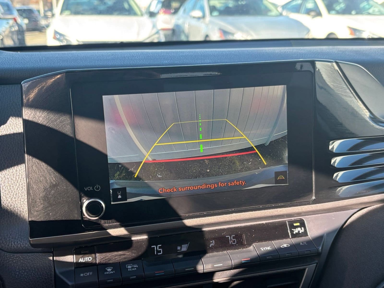 Thumbnail: 2025 Toyota Camry - 17