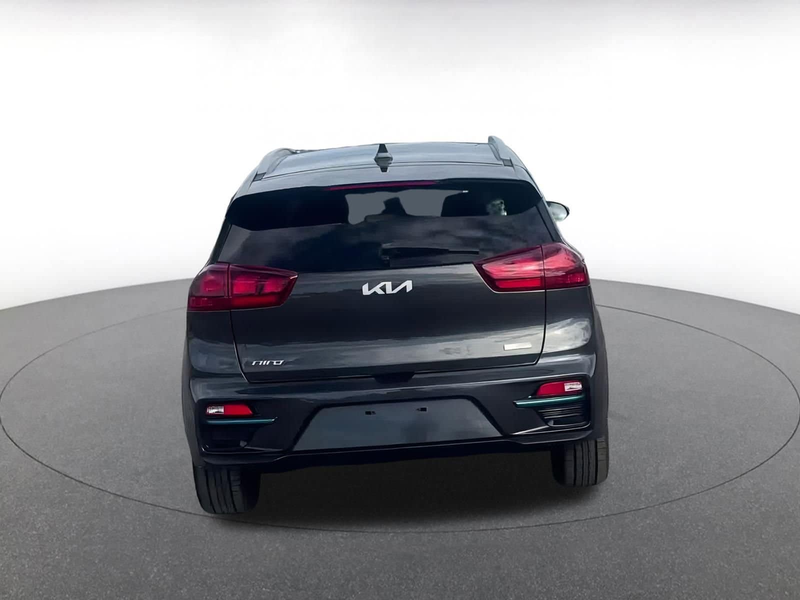 Thumbnail: 2022 Kia Niro - 12
