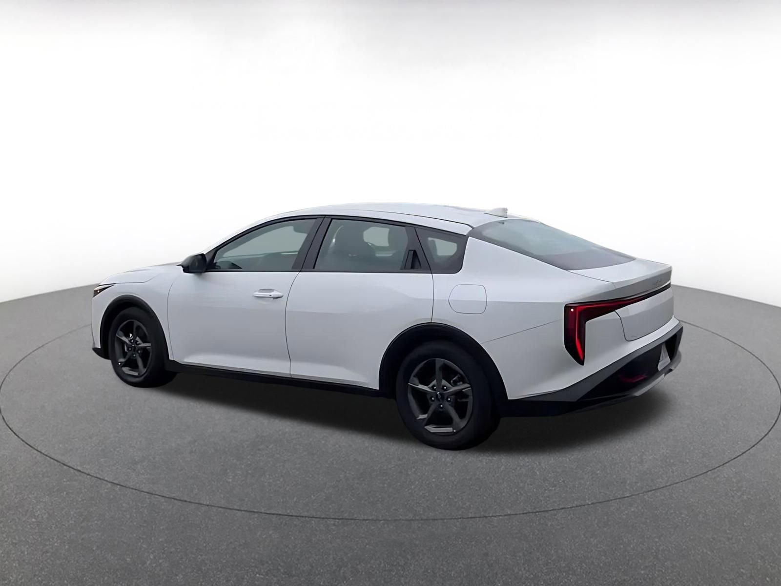 Thumbnail: 2025 Kia K4 - 9