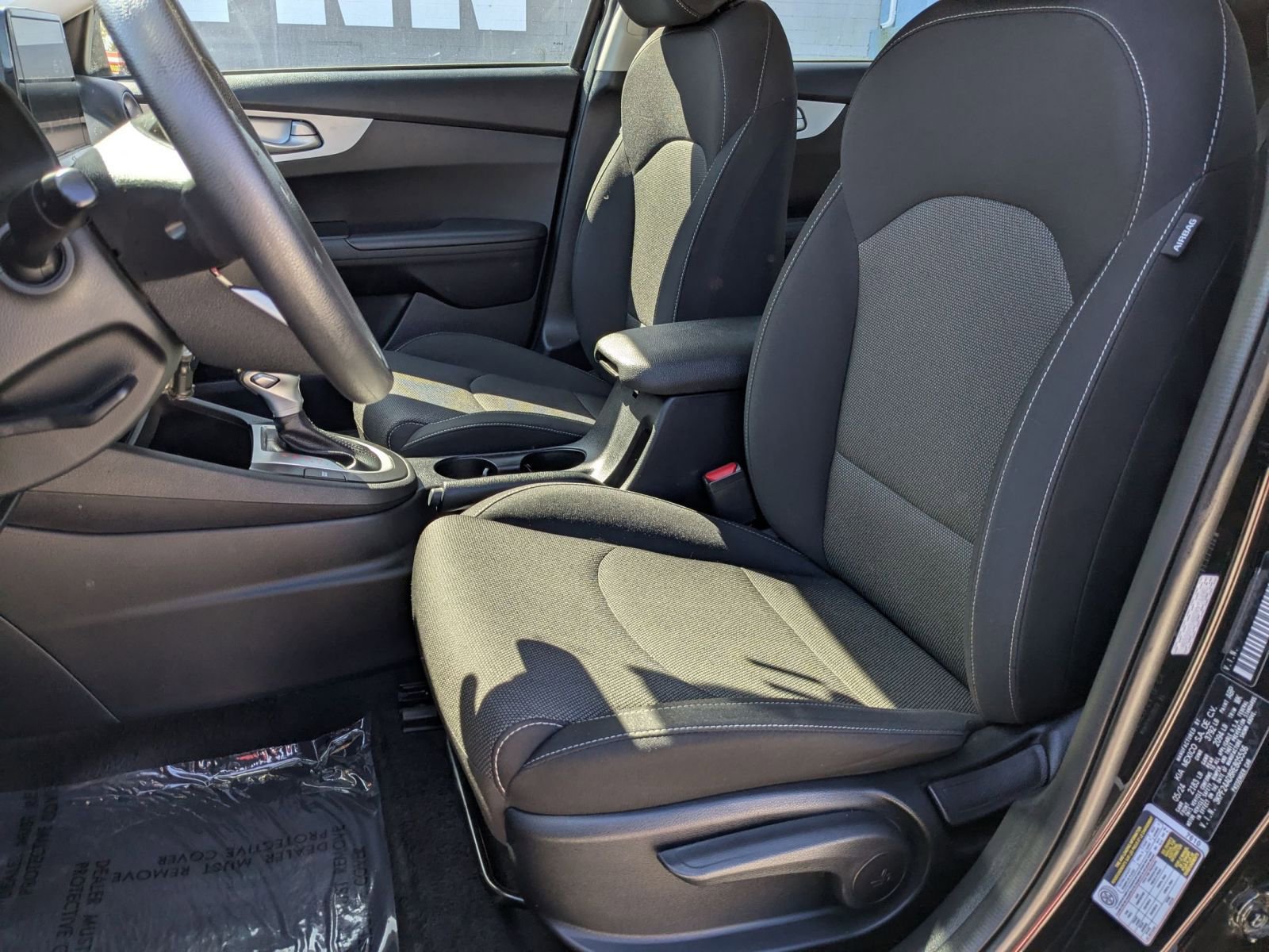 Thumbnail: 2024 Kia Forte - 6