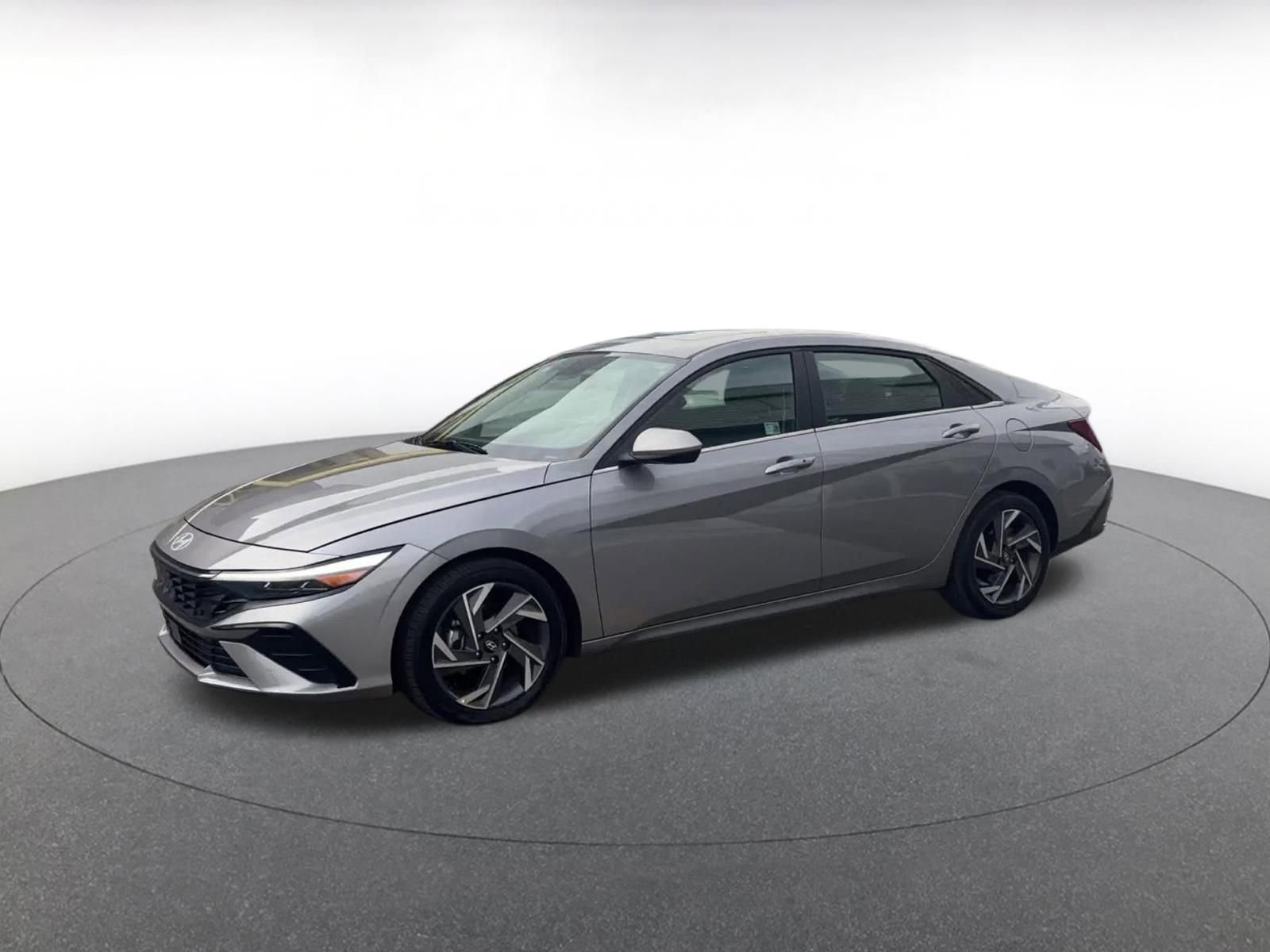 Thumbnail: 2025 Hyundai Elantra - 8