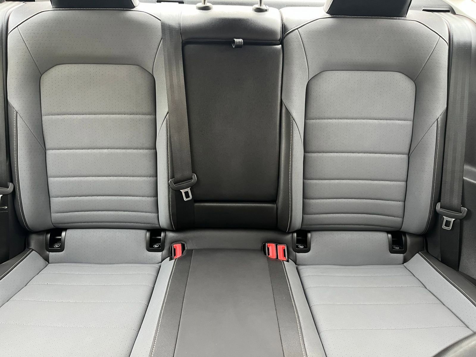 Thumbnail: 2025 Volkswagen Jetta - 34